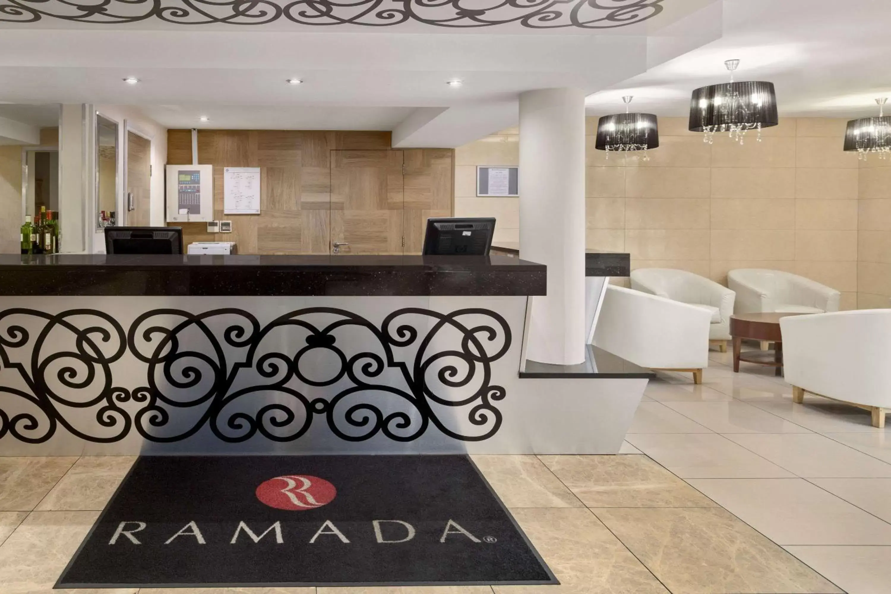 Lobby or reception in Ramada Birmingham Oldbury M5 J2 Lobby or reception in Ramada Birmingham Oldbury M5 J2