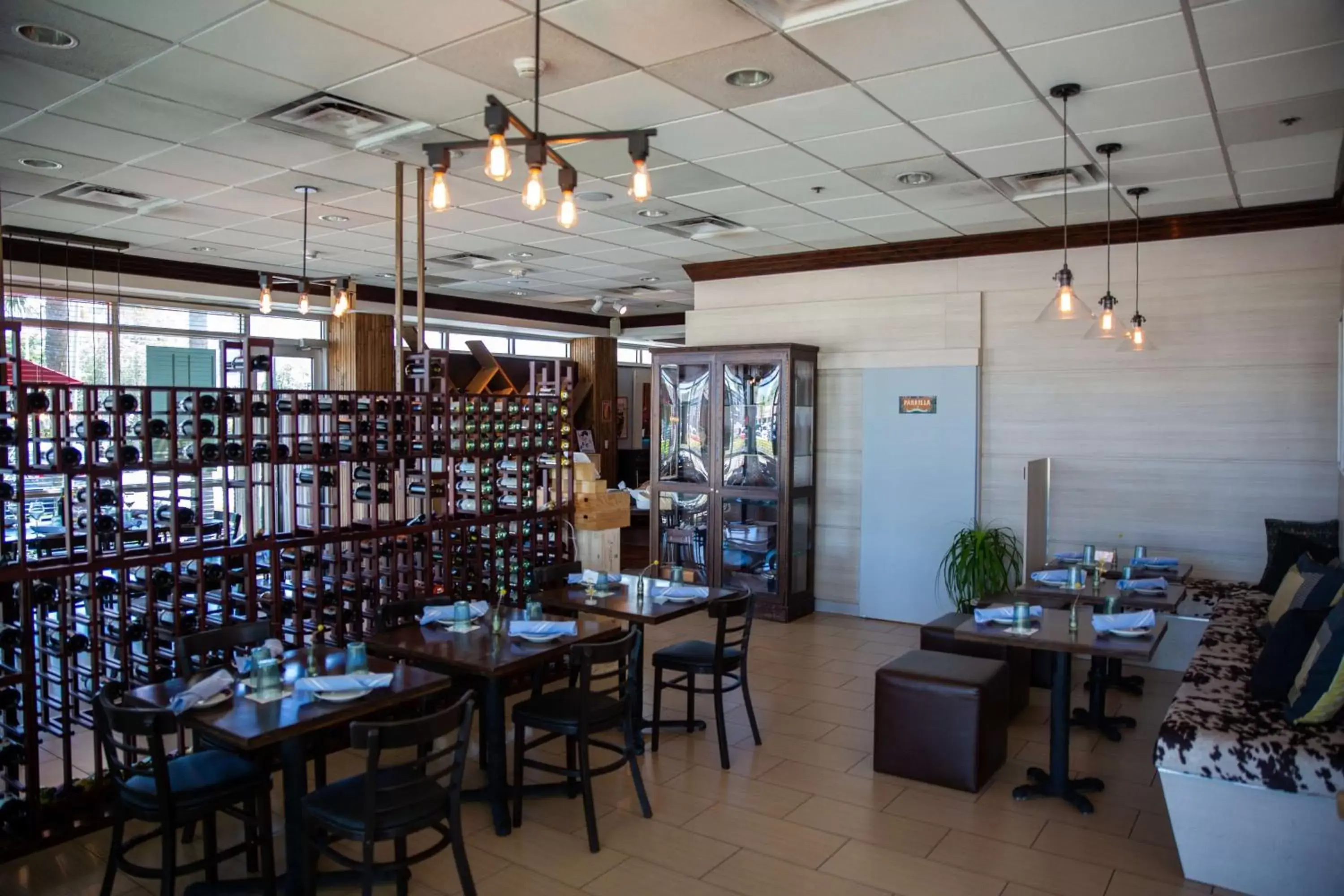 Restaurant/Places to Eat in Best Western Plus North Miami-Bal Harbour