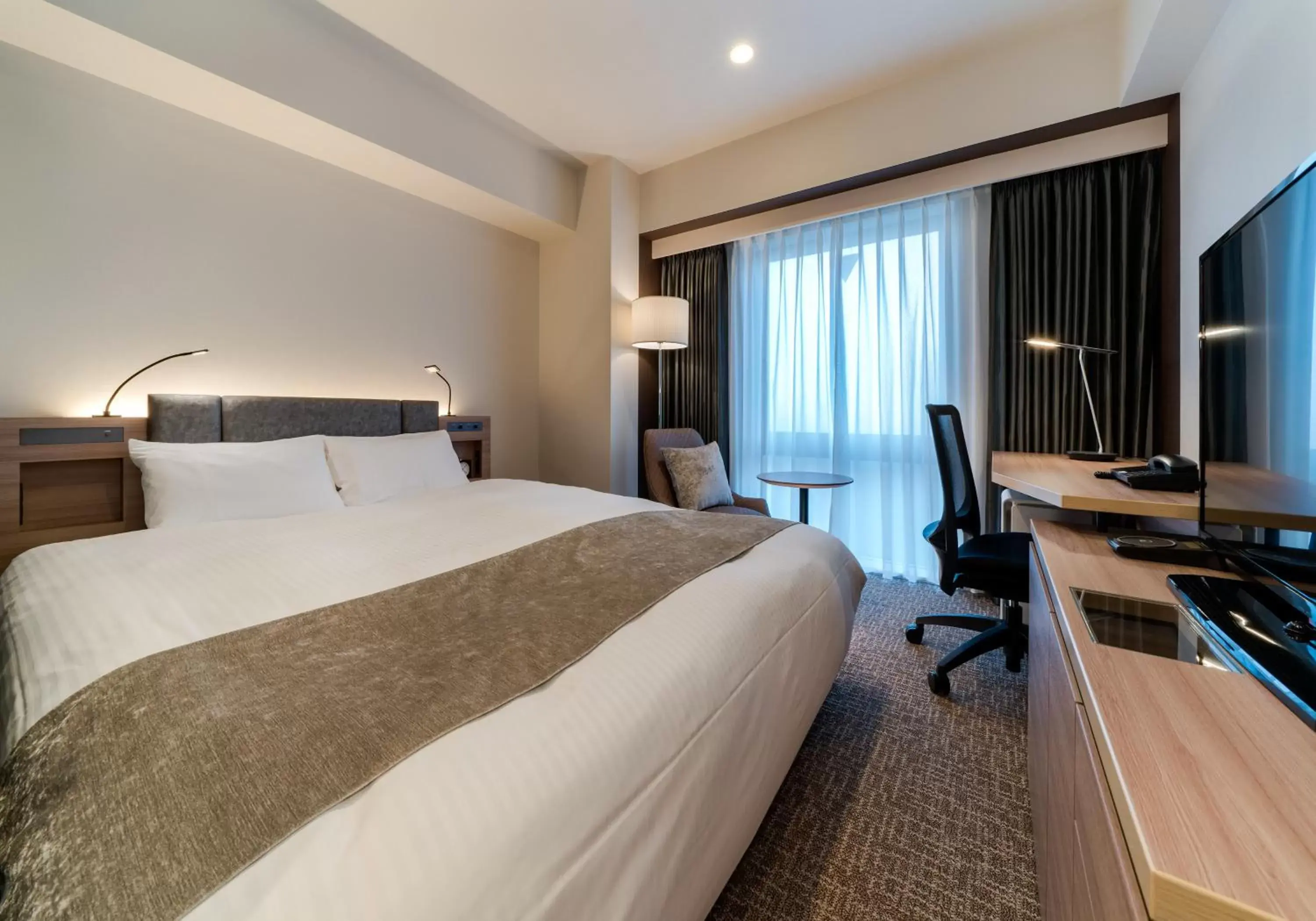 Bedroom, Bed in Daiwa Roynet Hotel Chiba-chuo