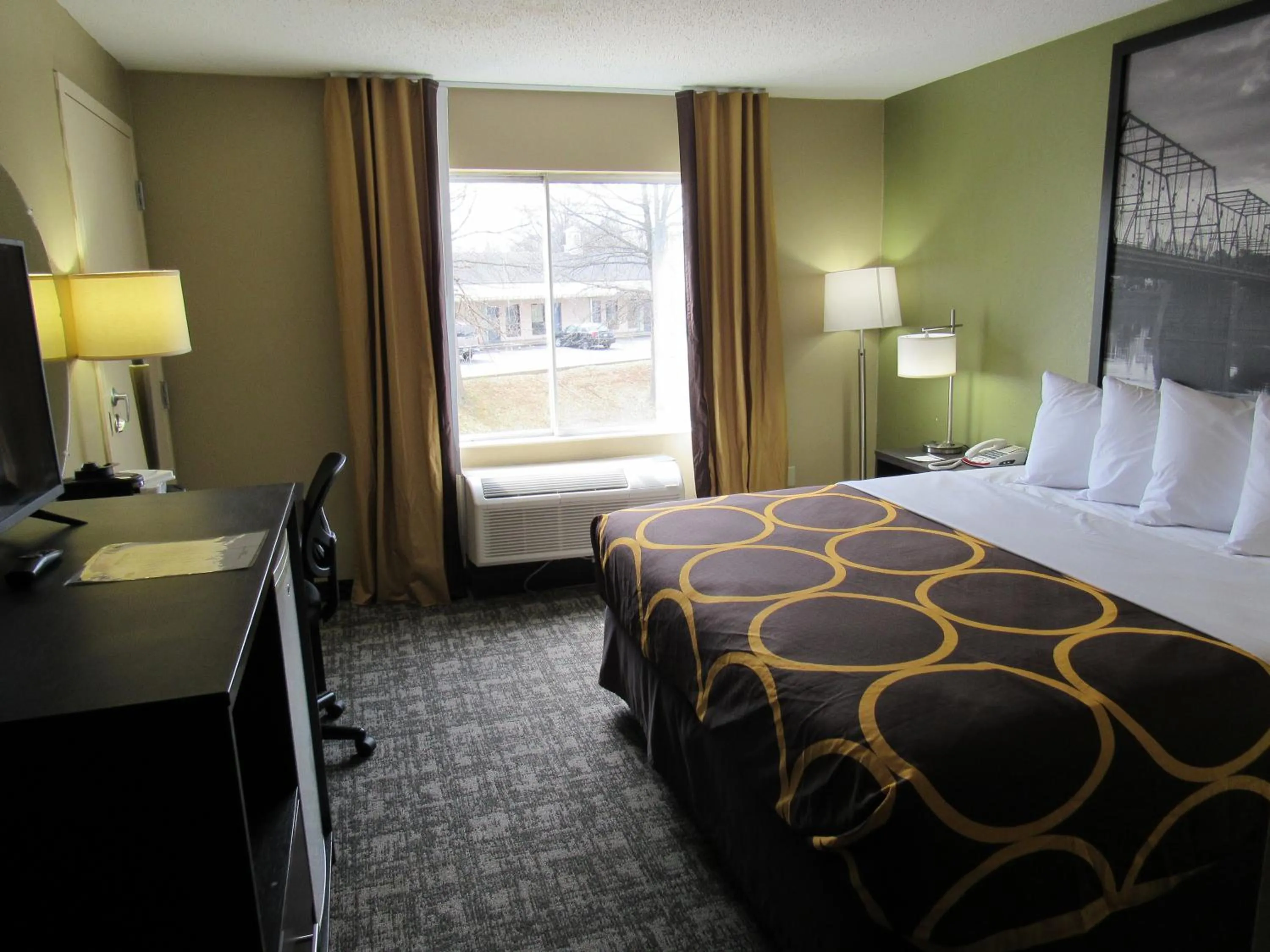 Bed in Super 8 by Wyndham New Cumberland