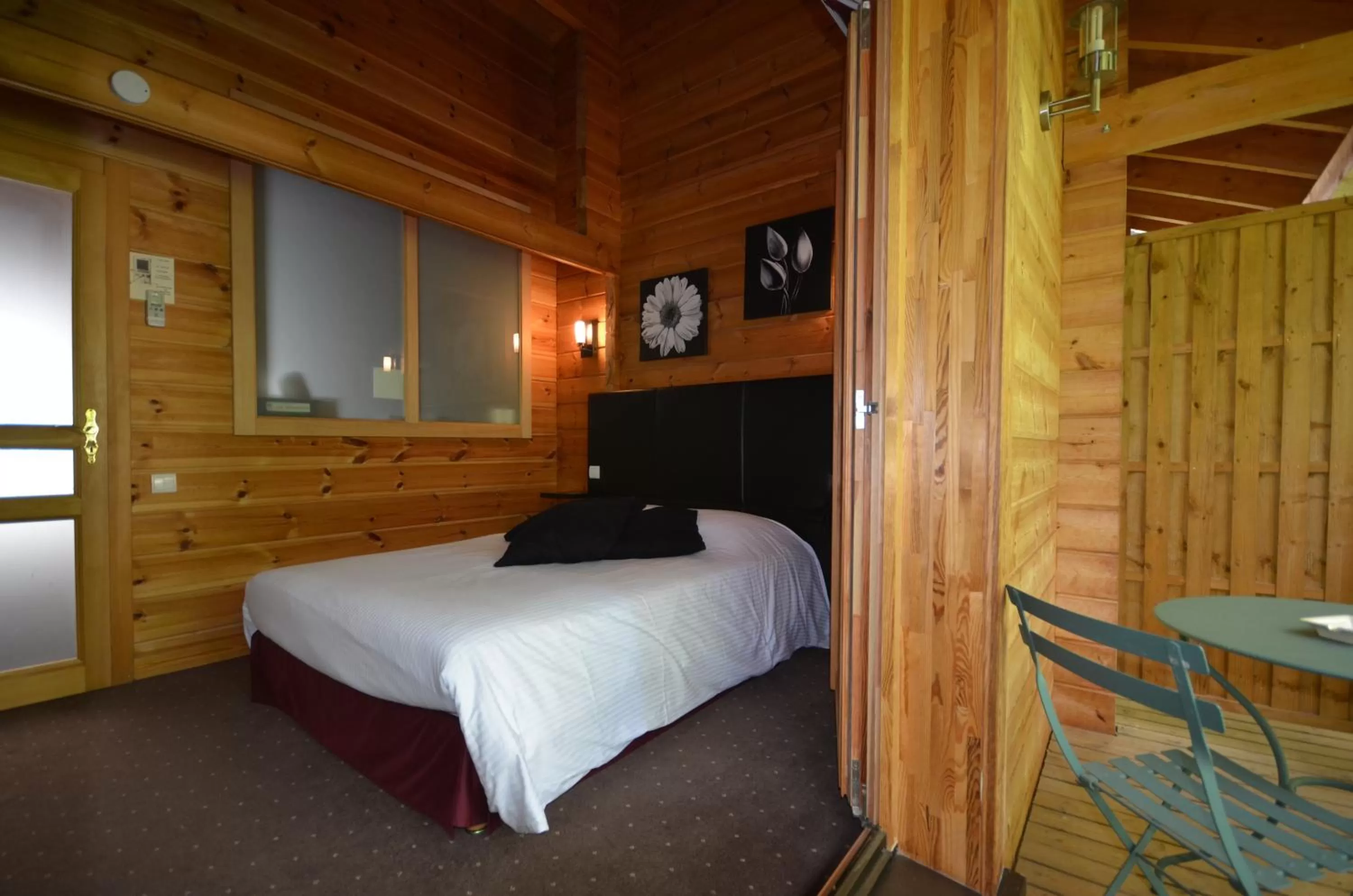 Balcony/Terrace, Bed in L'Etable Gourmande