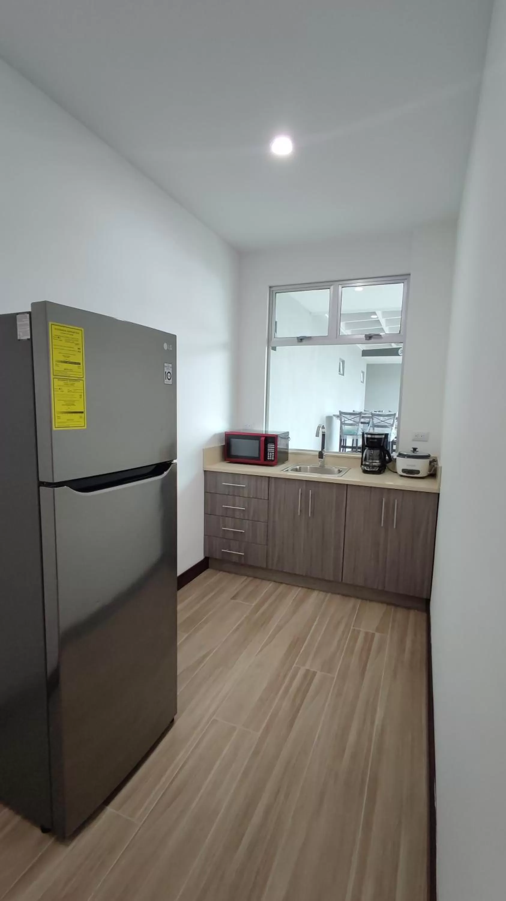 Kitchen or kitchenette in Hotel Cayuga