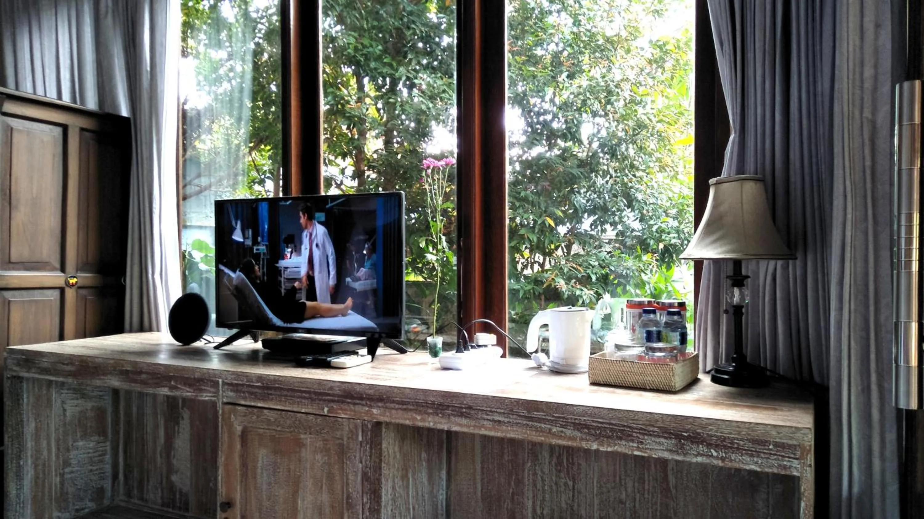 Coffee/tea facilities in Griya Sriwedari