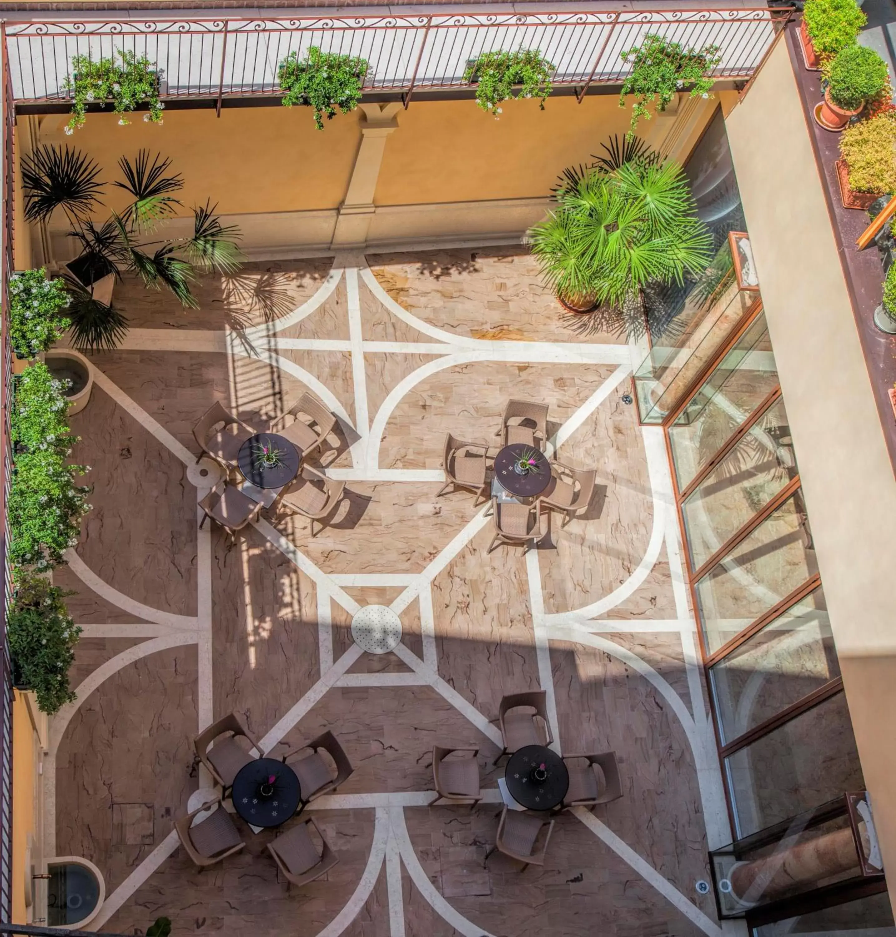 Garden in Hotel Colomba d'Oro