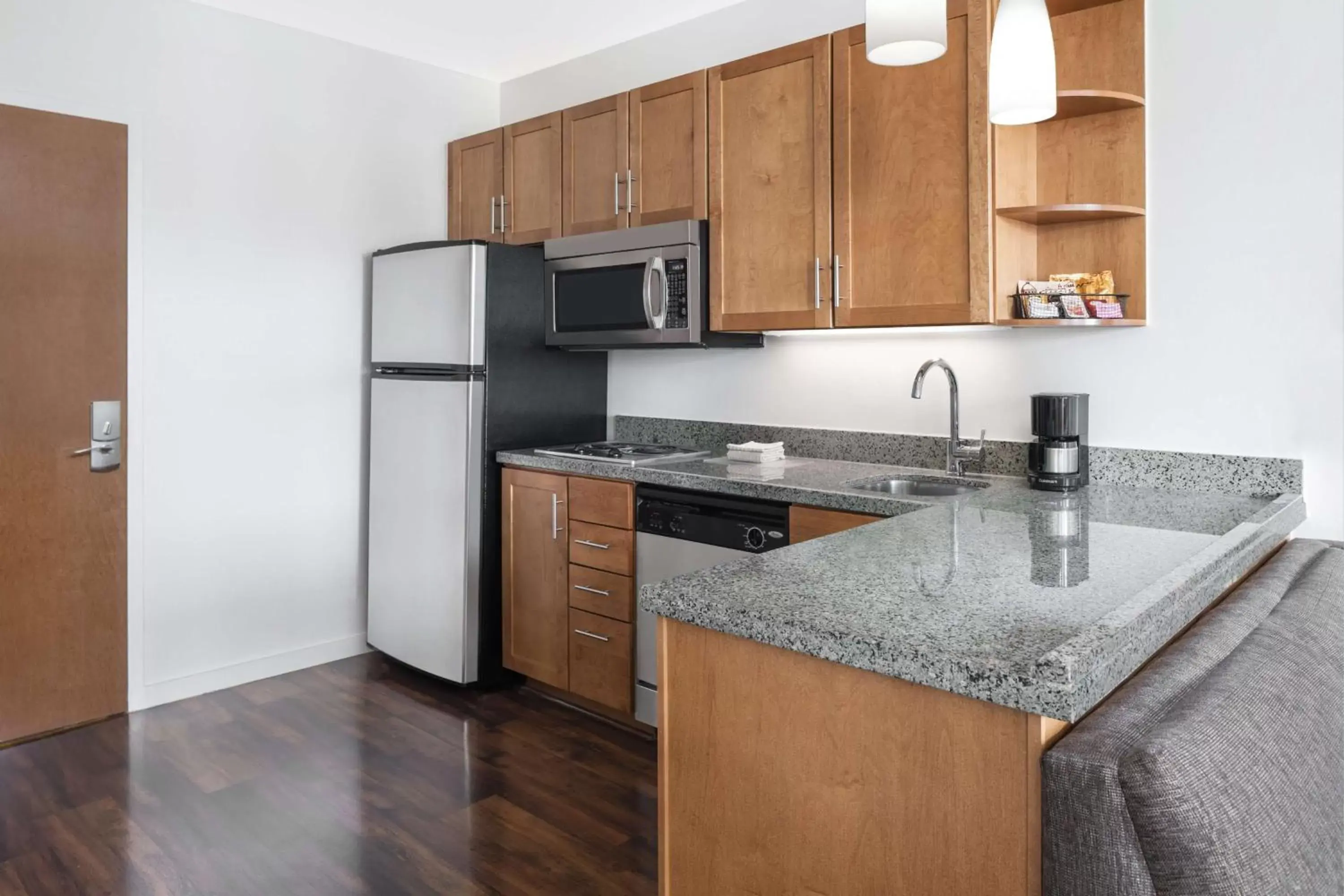 Photo of the whole room, Kitchen/Kitchenette in Hyatt House Boulder/Broomfield