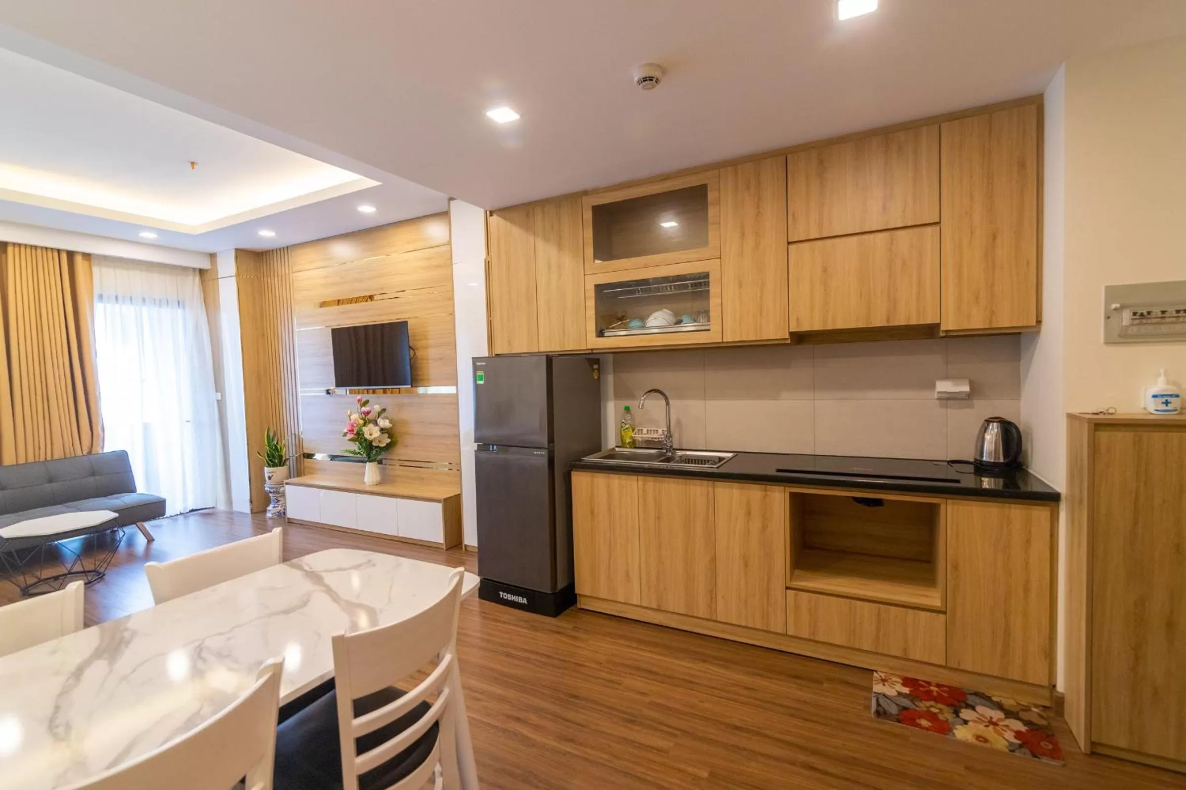 Kitchen or kitchenette in FLC Sea Tower Quy Nhơn - Homostay