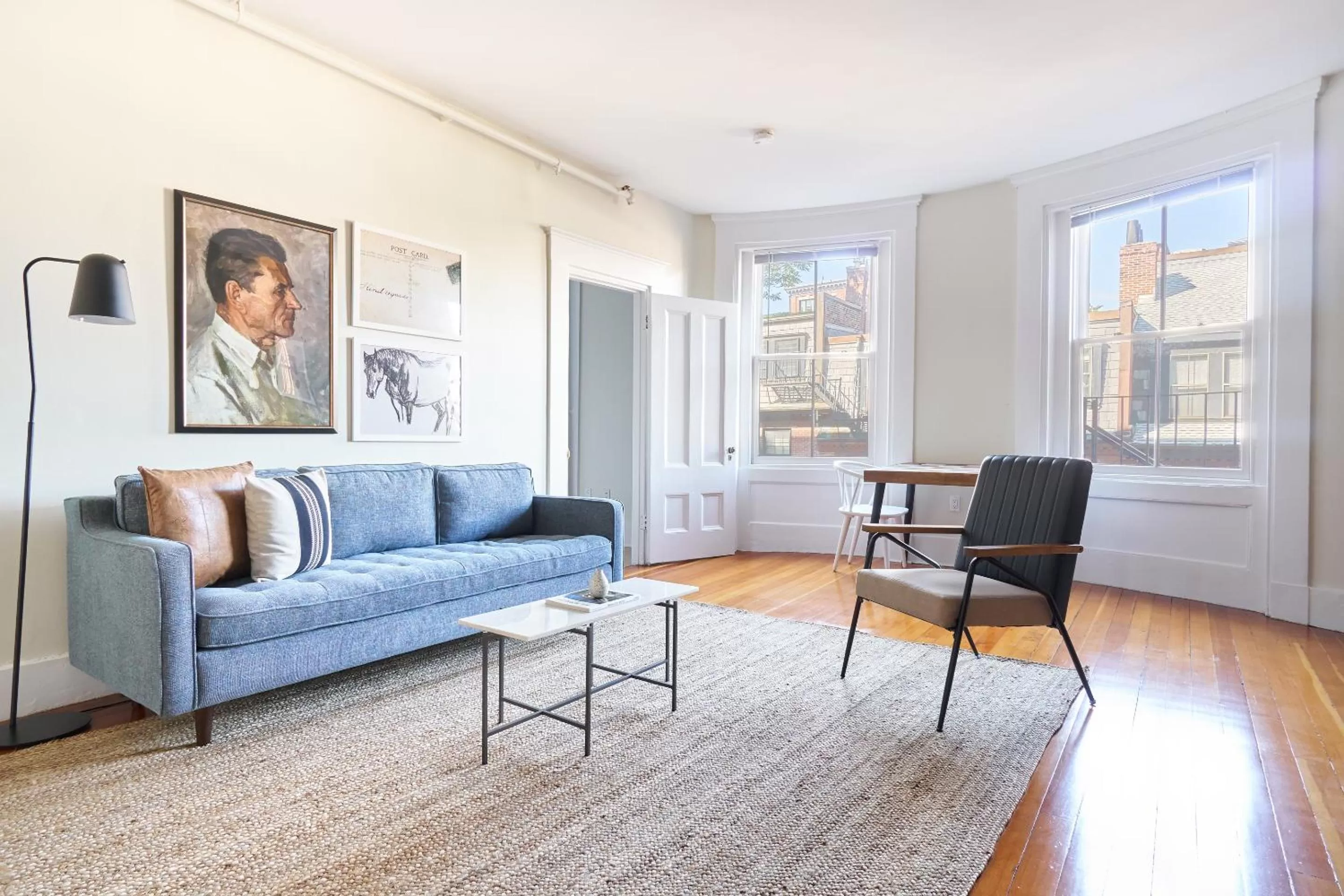 Living room, Seating Area in Sonder The Hancock