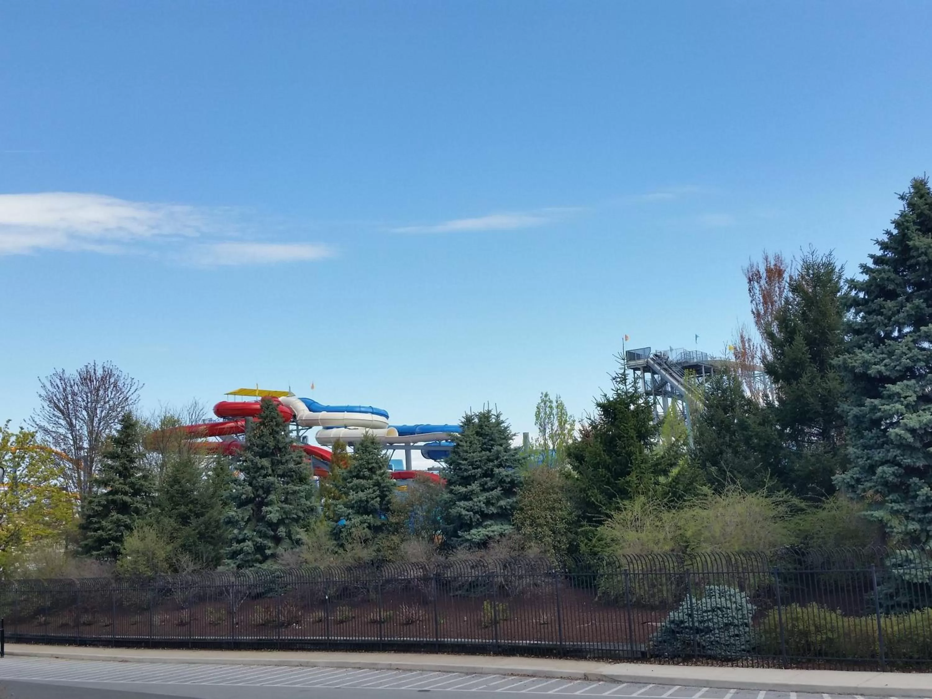 Area and facilities in Holiday Inn Express & Suites Allentown-Dorney Park Area by IHG