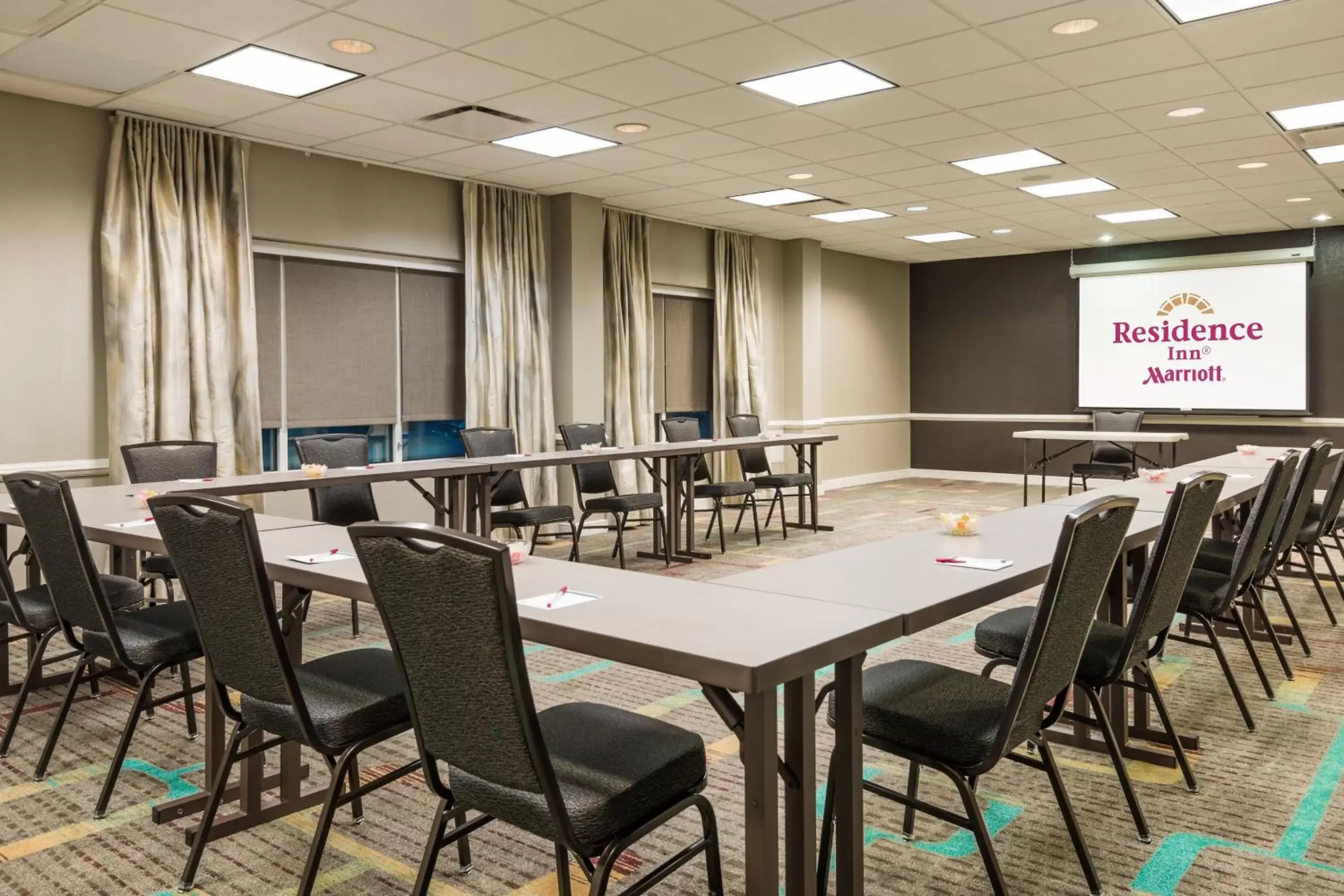 Meeting/conference room in Residence Inn Charlotte SouthPark