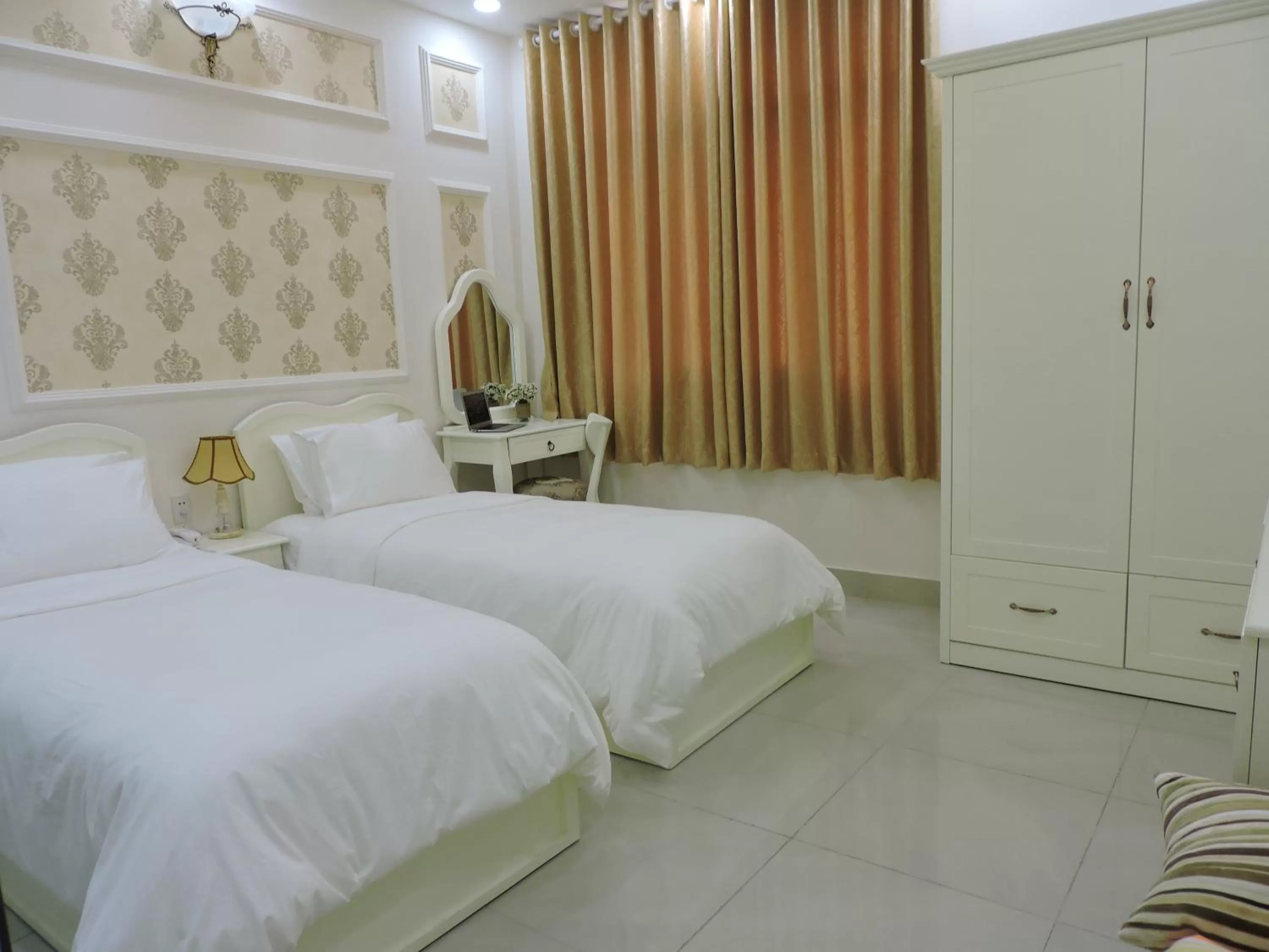 Bed in CHEZ LOTUS VN