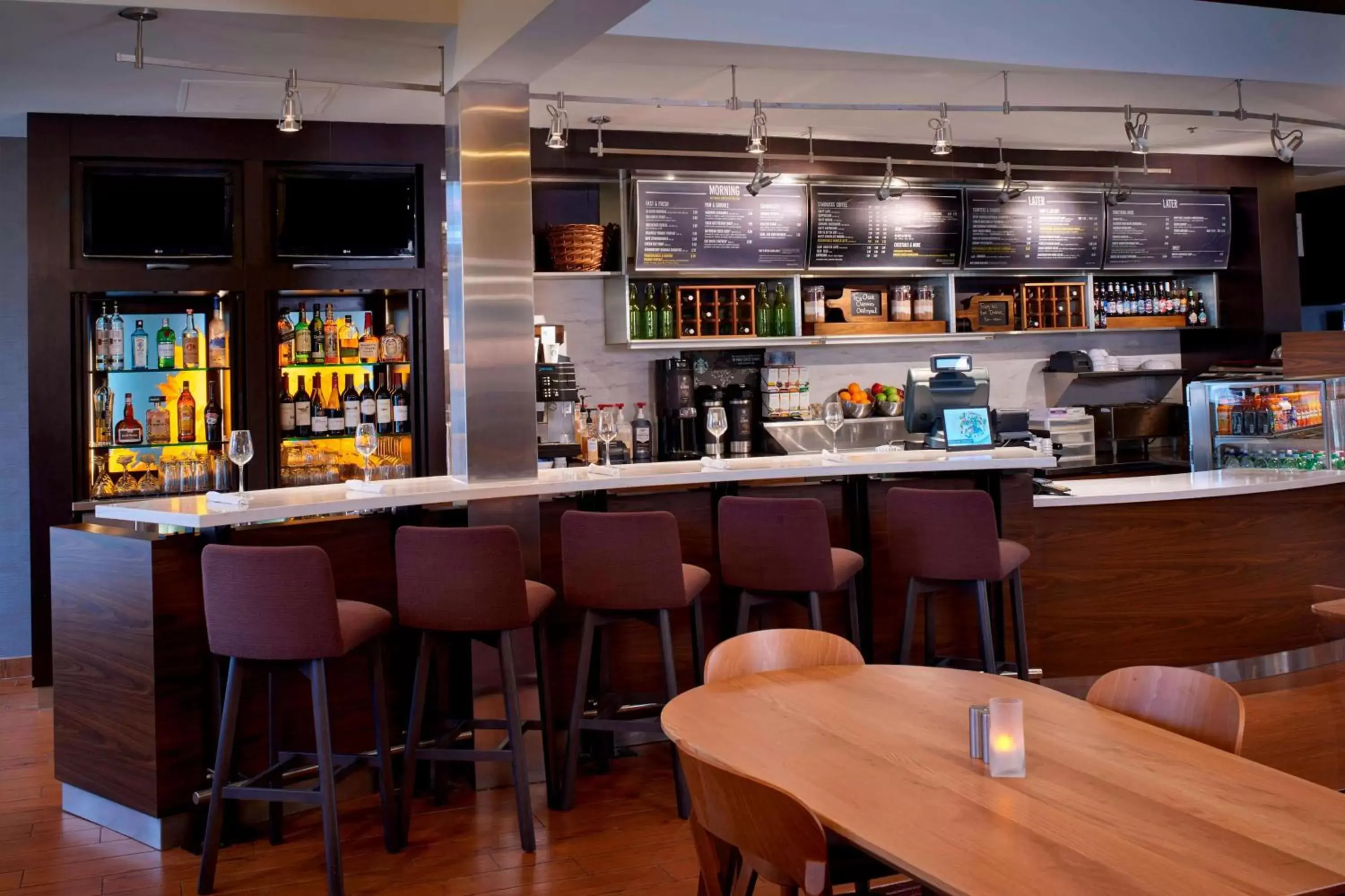 Restaurant/places to eat, Lounge/Bar in Sonesta Select Kansas City Airport Tiffany Springs