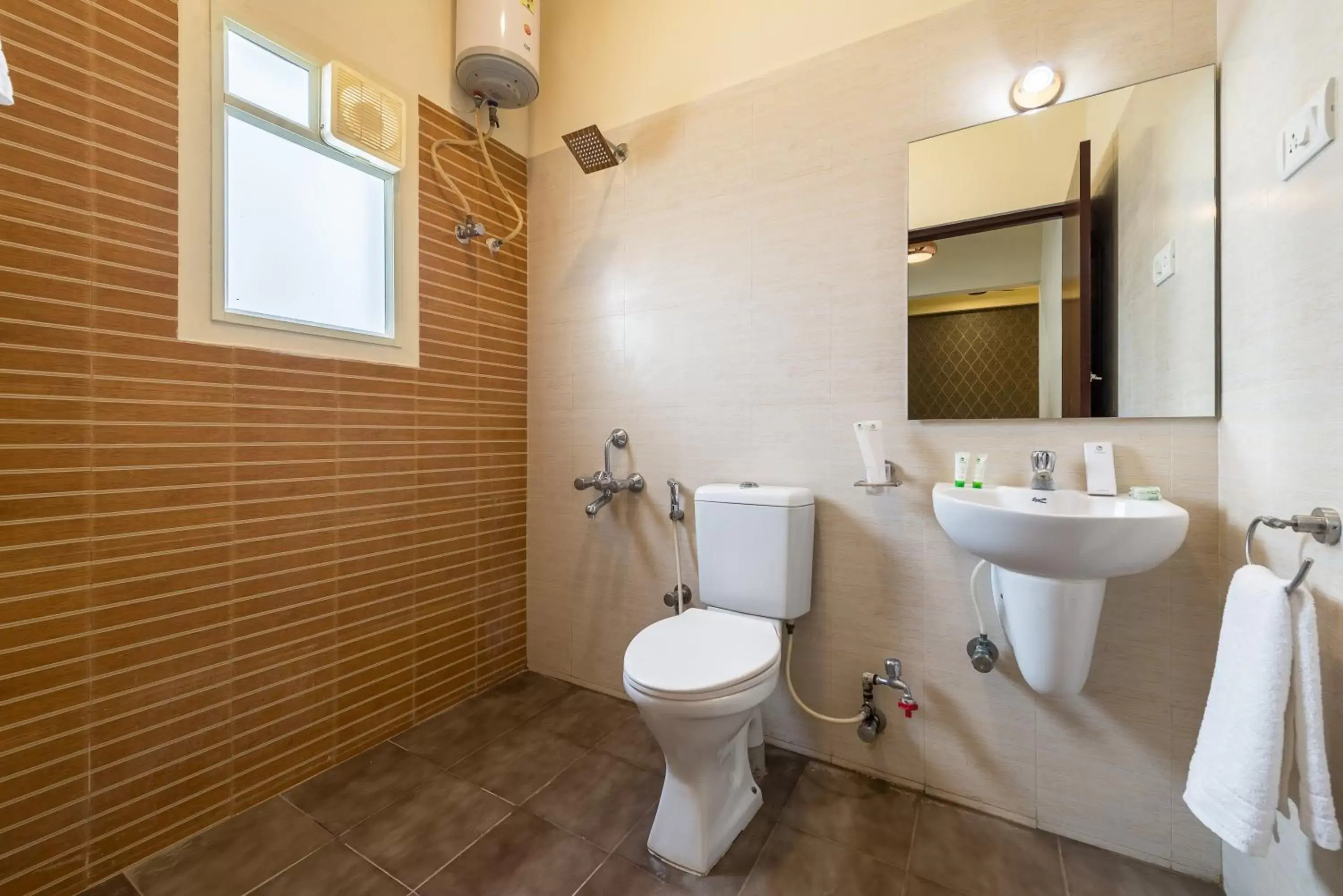 Bathroom in Treebo Trend Nestlay Casa Egmore