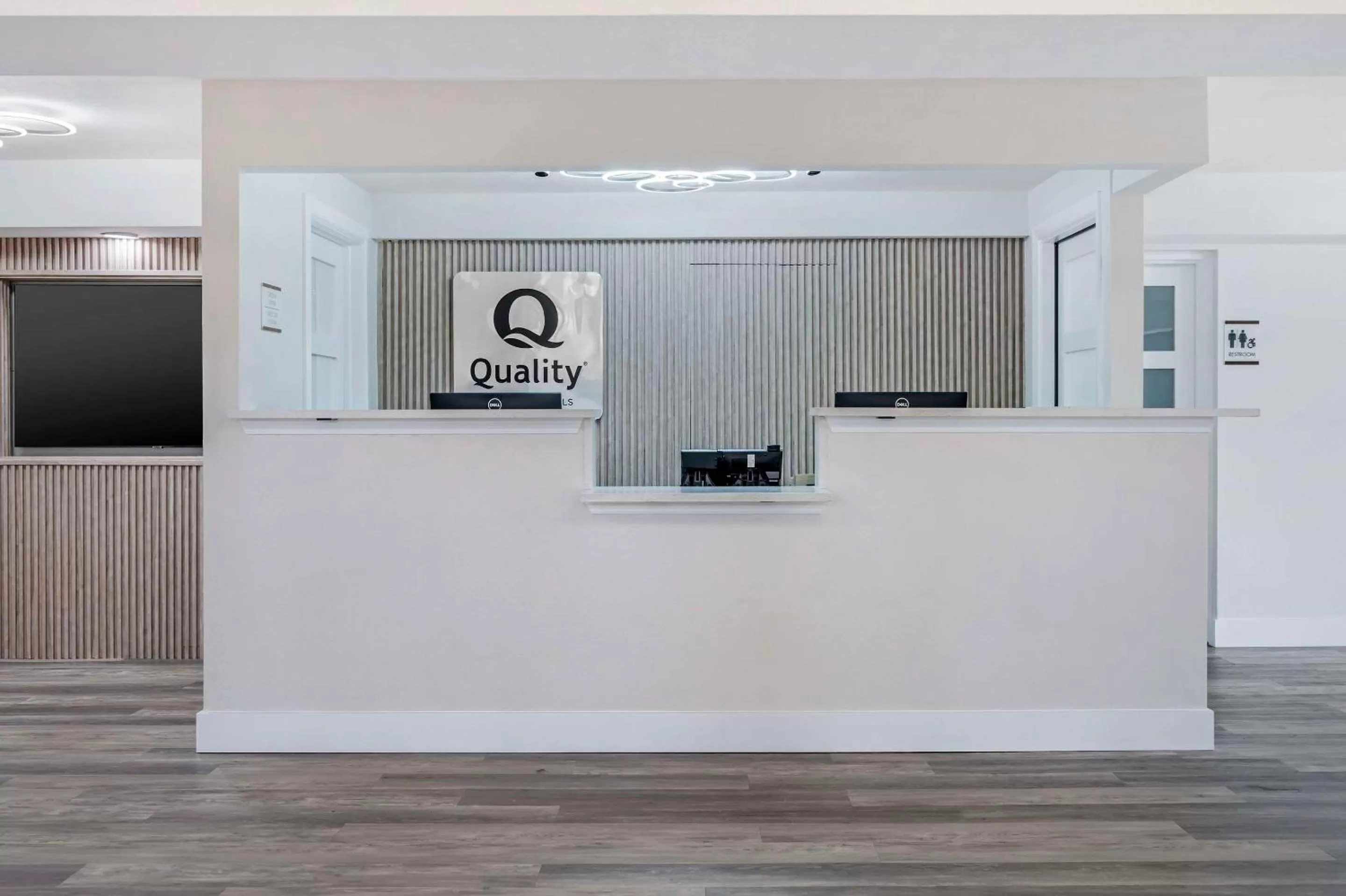 Lobby or reception in Quality Inn & Suites Orlando East - UCF Area