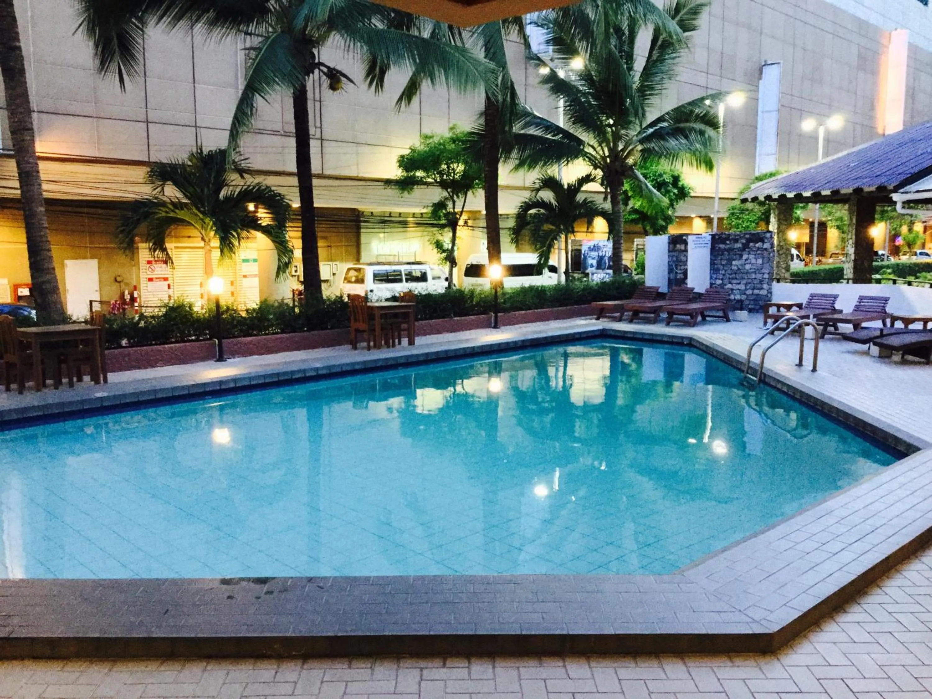 Property building in Pattaya At Nine