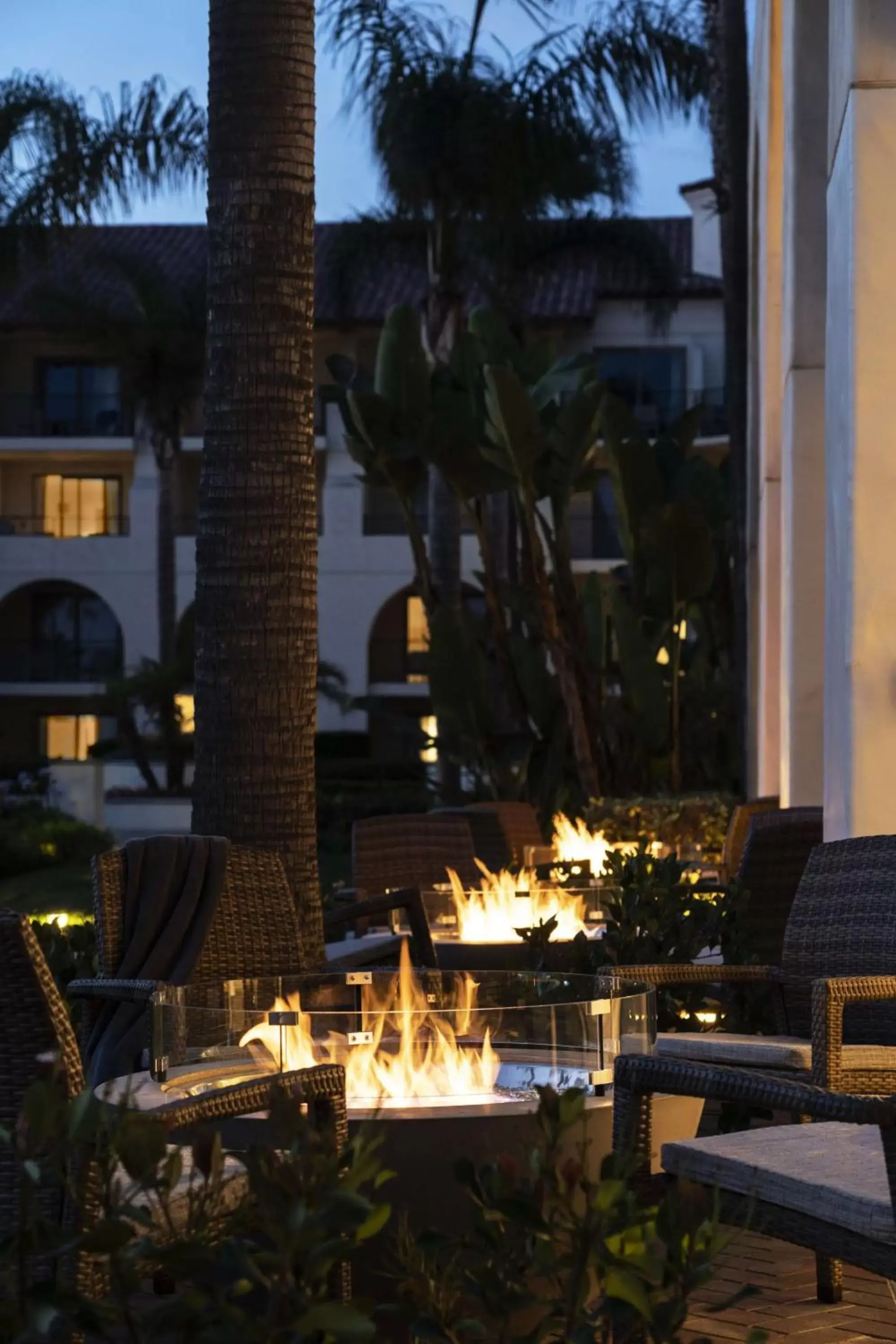 Bedroom, Restaurant/Places to Eat in Hyatt Regency Huntington Beach Resort and Spa