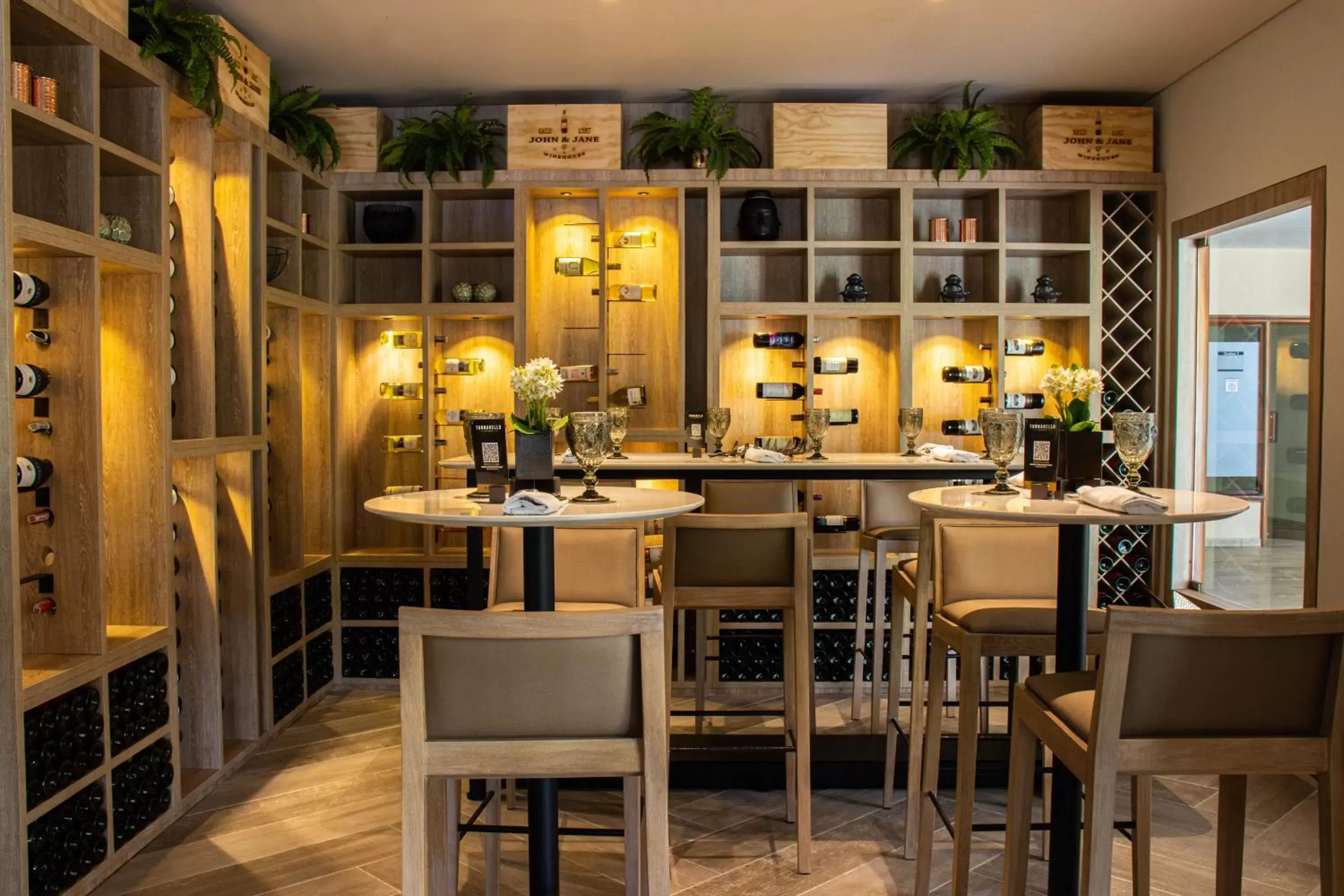 Restaurant/places to eat in Hotel Estelar Altamira Restaurant/places to eat in Hotel Estelar Altamira