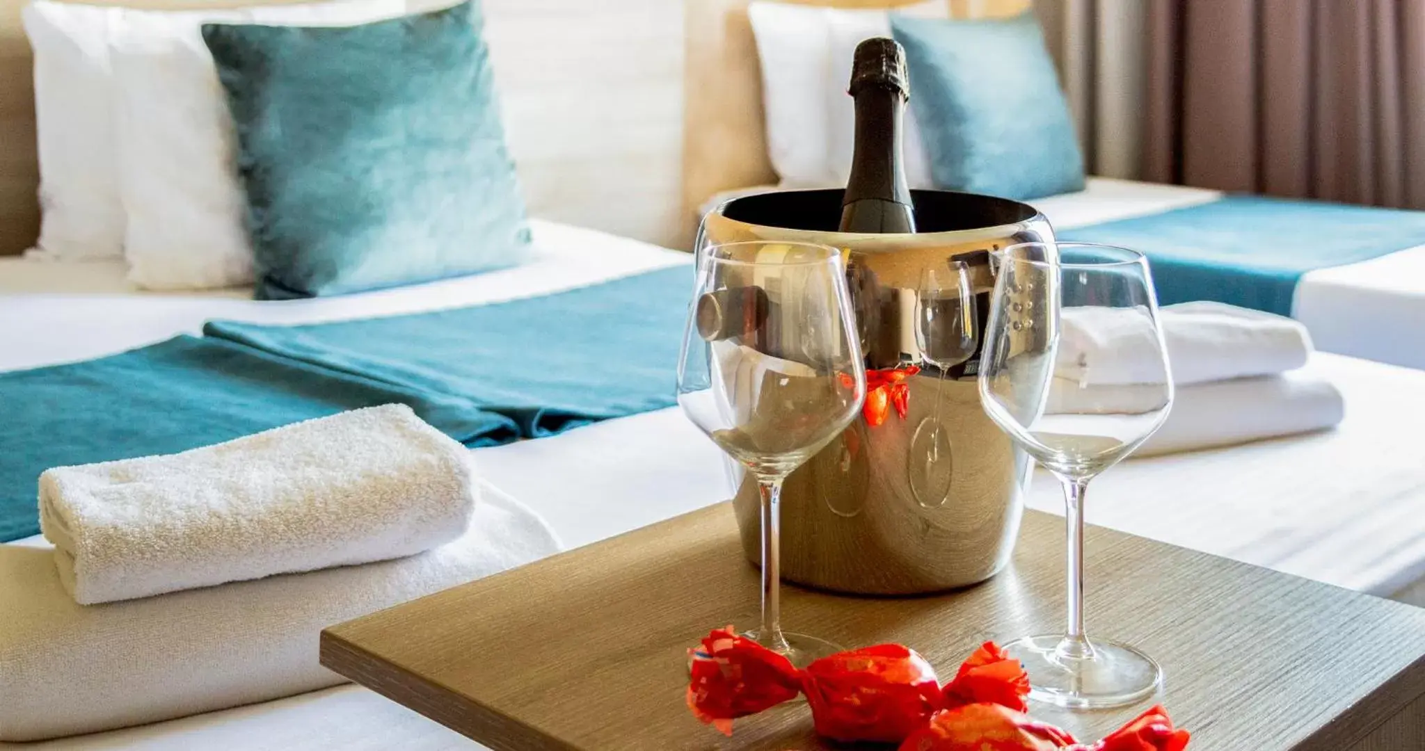 Drinks, Bed in Garni Hotel Mint Drinks, Bed in Garni Hotel Mint