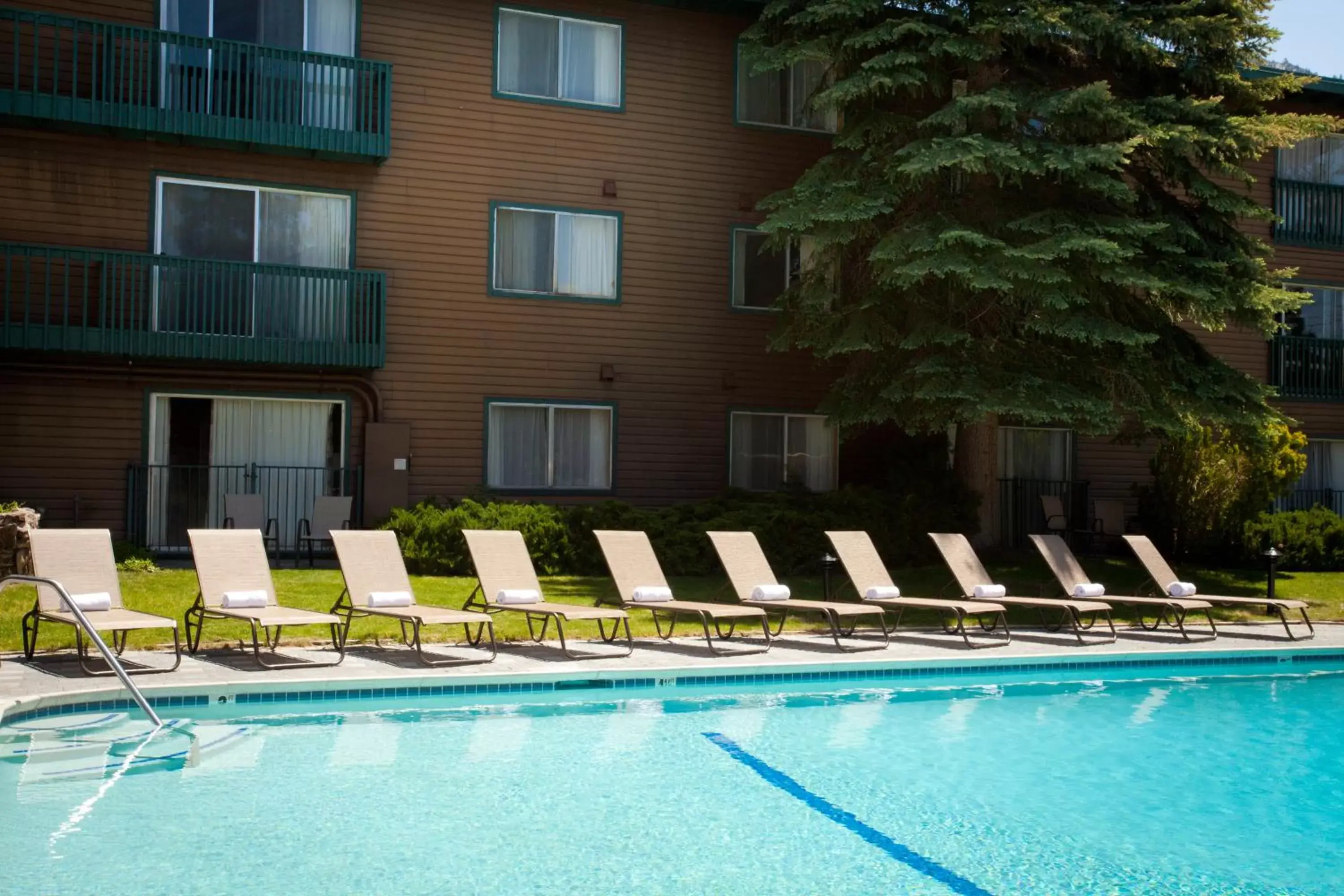 Property building, Swimming Pool in Forest Suites Resort at the Heavenly Village