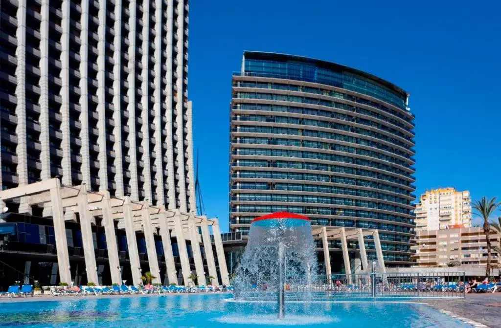 Swimming pool in Gran Hotel Bali & Spa Swimming pool in Gran Hotel Bali & Spa