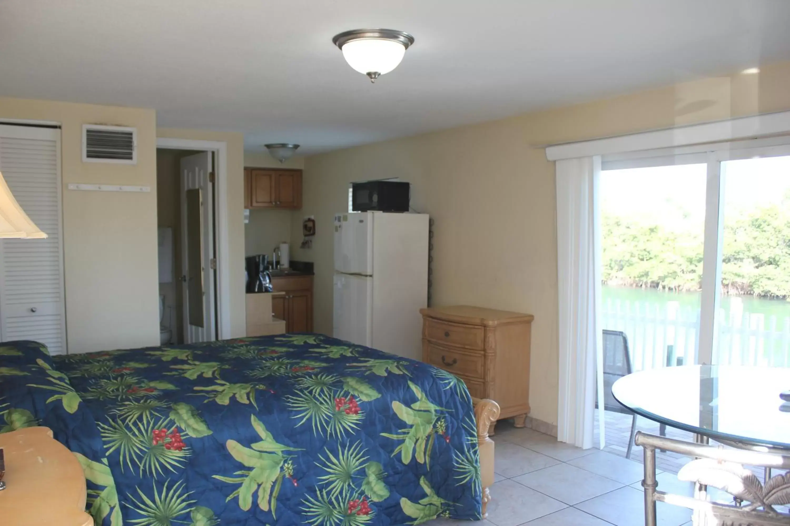 Photo of the whole room in A Beach Retreat on Casey Key