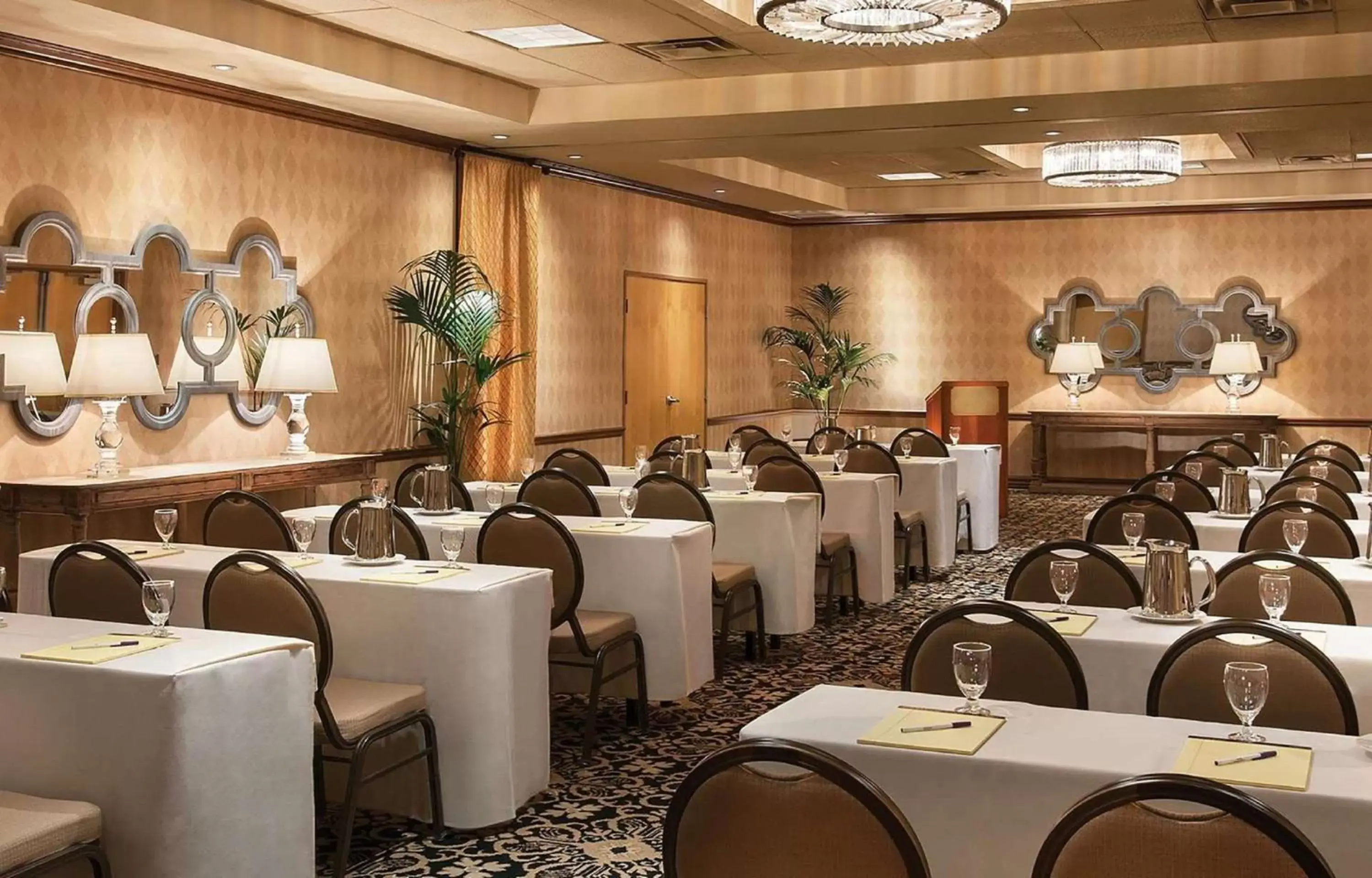 Banquet/Function facilities, Restaurant/Places to Eat in Sonesta Suites Scottsdale Gainey Ranch
