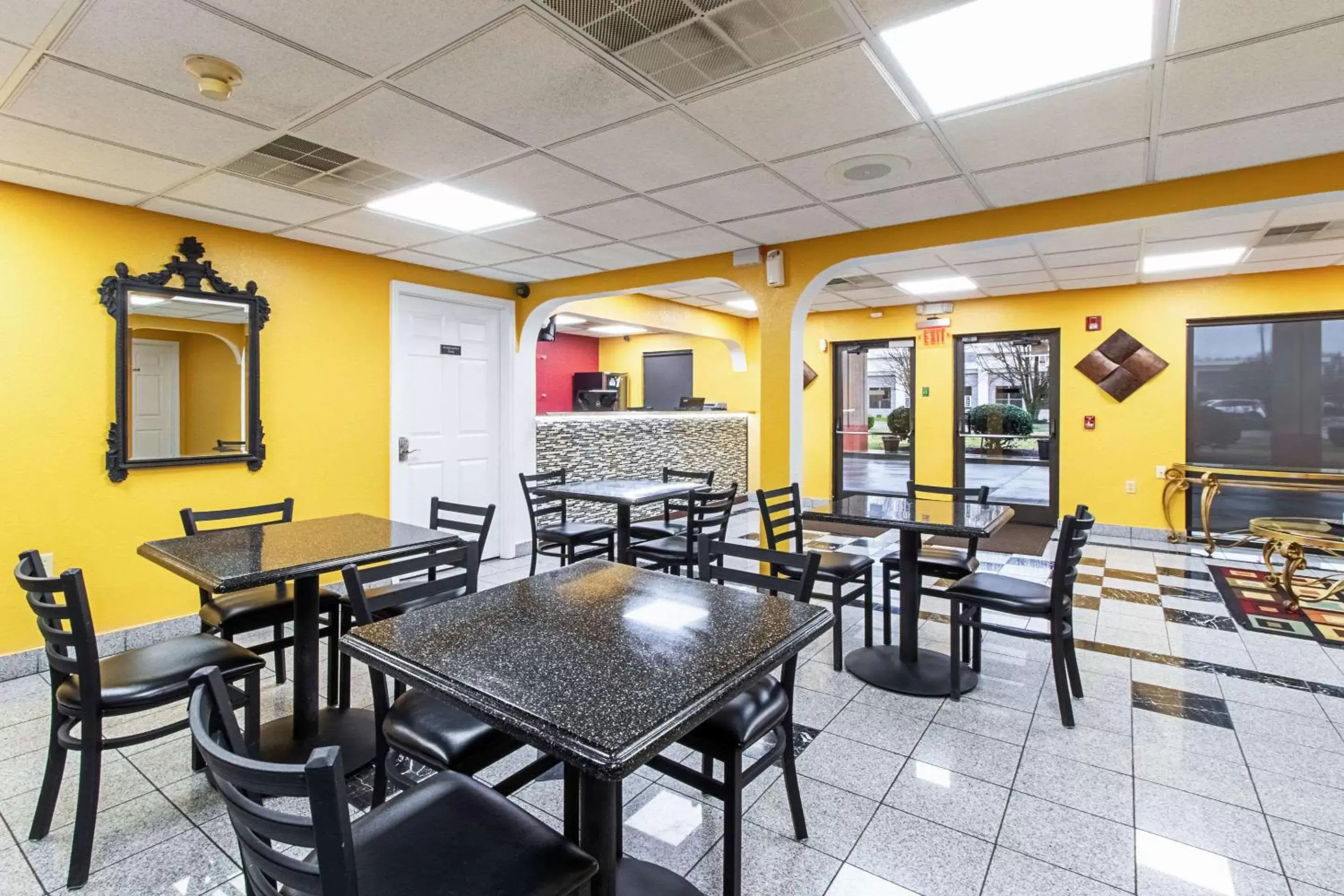 Restaurant/places to eat in Quality Inn & Suites Dickson Restaurant/places to eat in Quality Inn & Suites Dickson