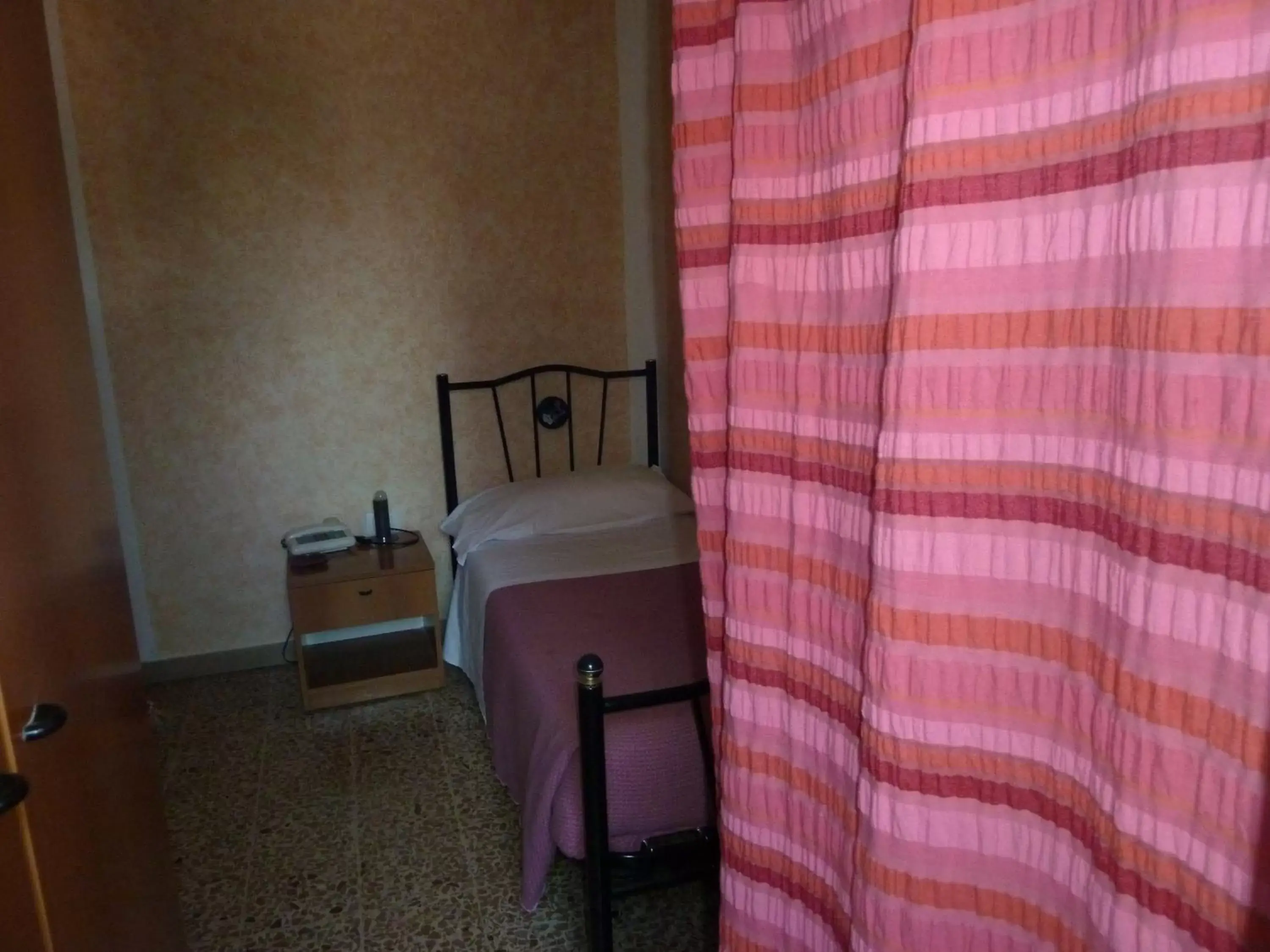 Bed in Hotel Bolognese