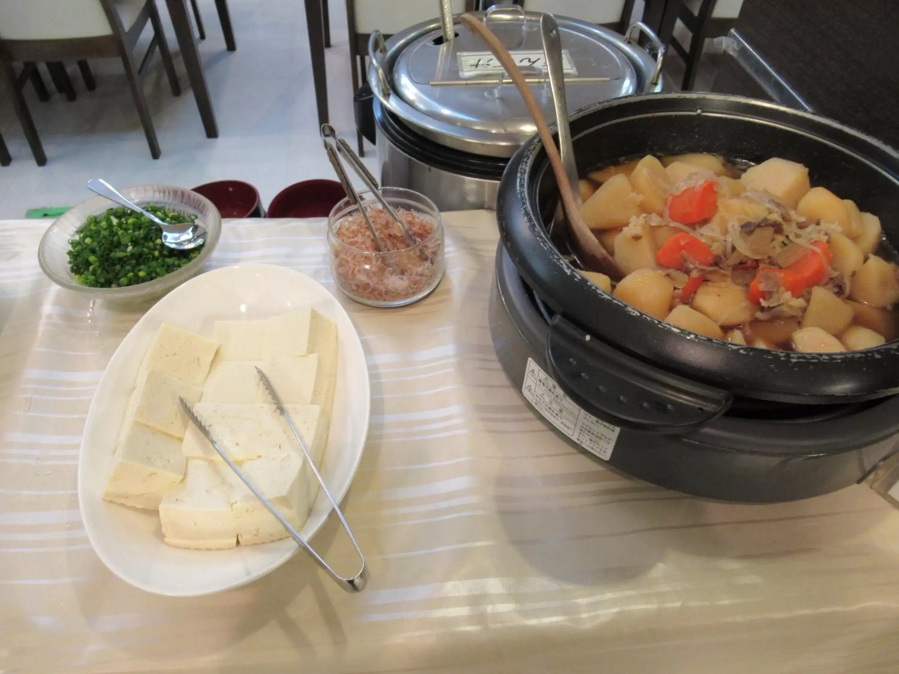 Buffet breakfast in Hotel Crown Hills Oita