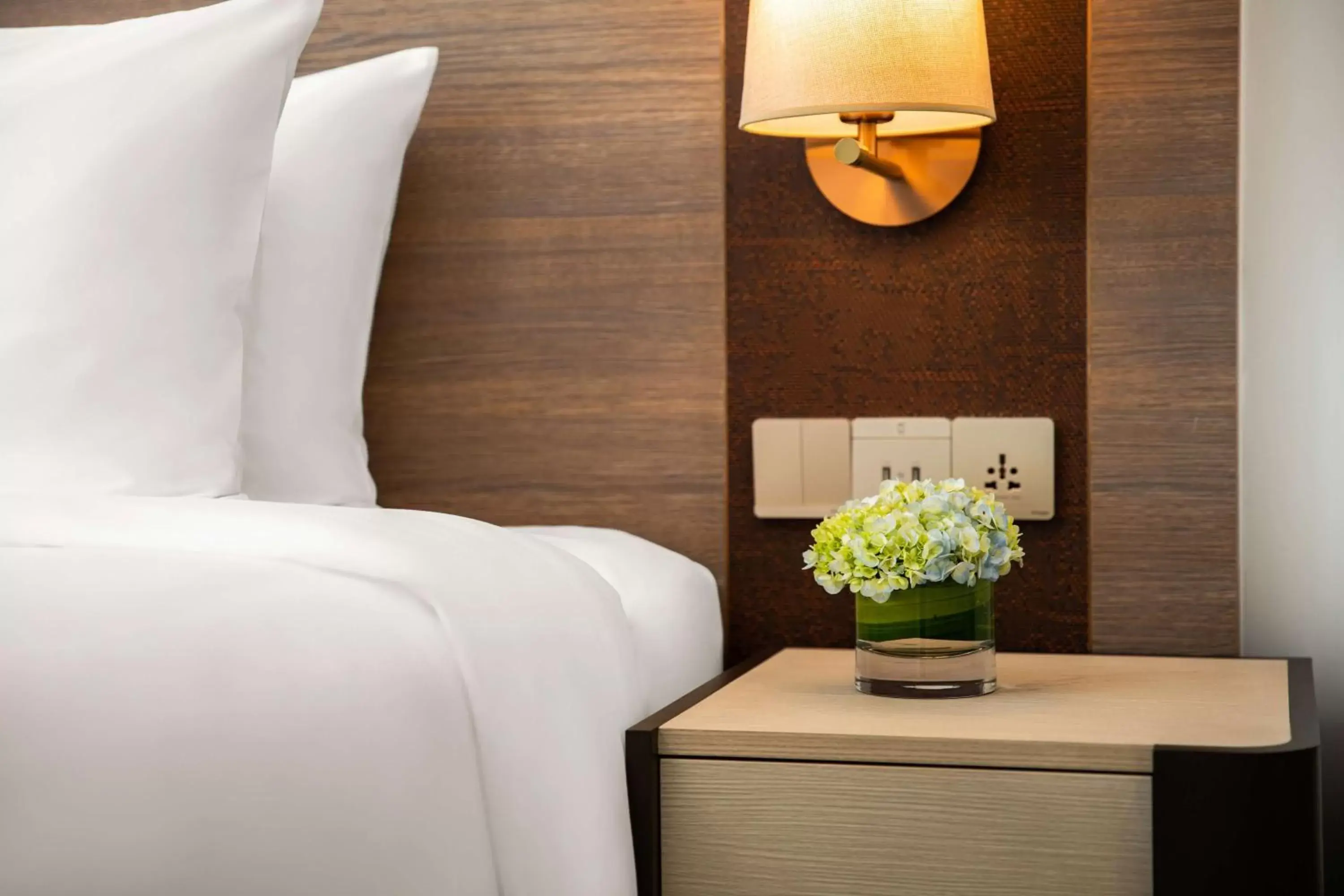 Photo of the whole room, Bed in Radisson Mumbai Andheri MIDC Photo of the whole room, Bed in Radisson Mumbai Andheri MIDC