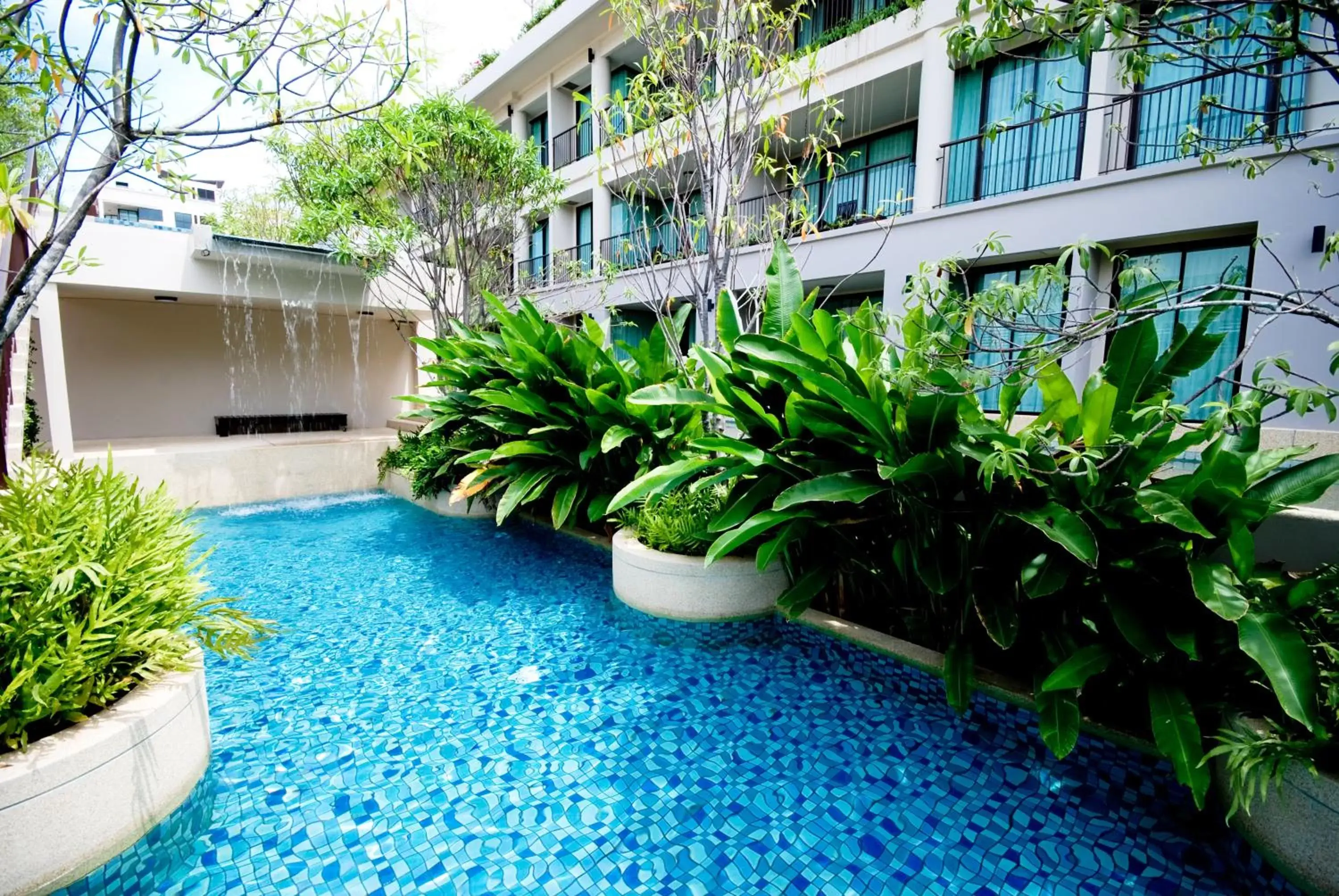Pool view in Tara Mantra Cha-Am Resort Pool view in Tara Mantra Cha-Am Resort