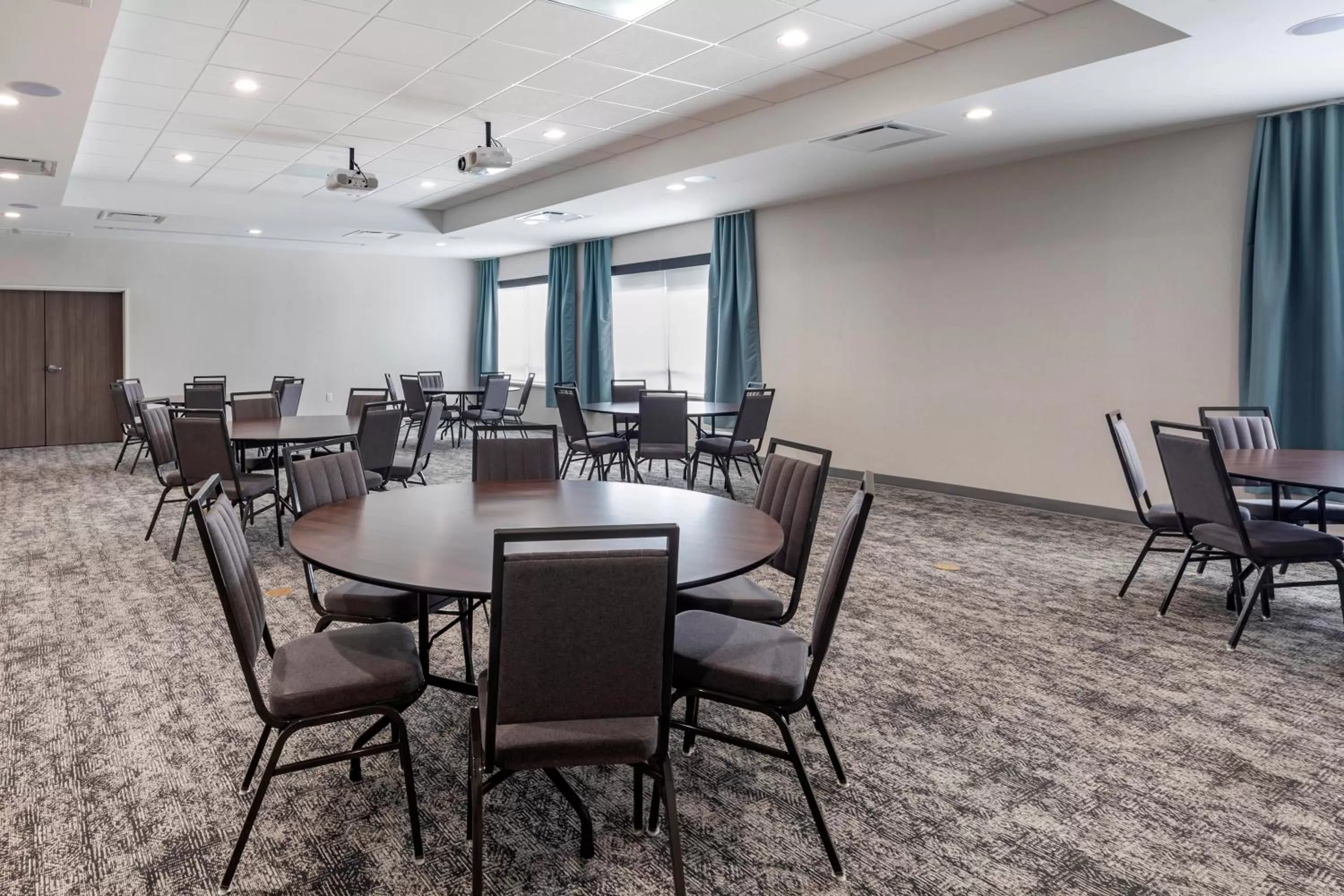 Meeting/conference room in Staybridge Suites Grand Prairie Near Epic Central by IHG