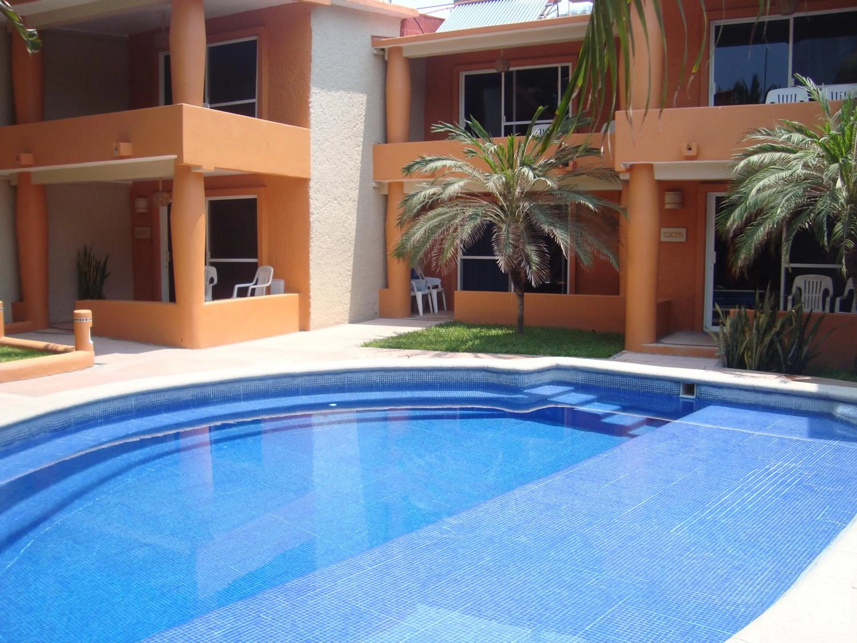Swimming pool in Hotel Villa Mexicana