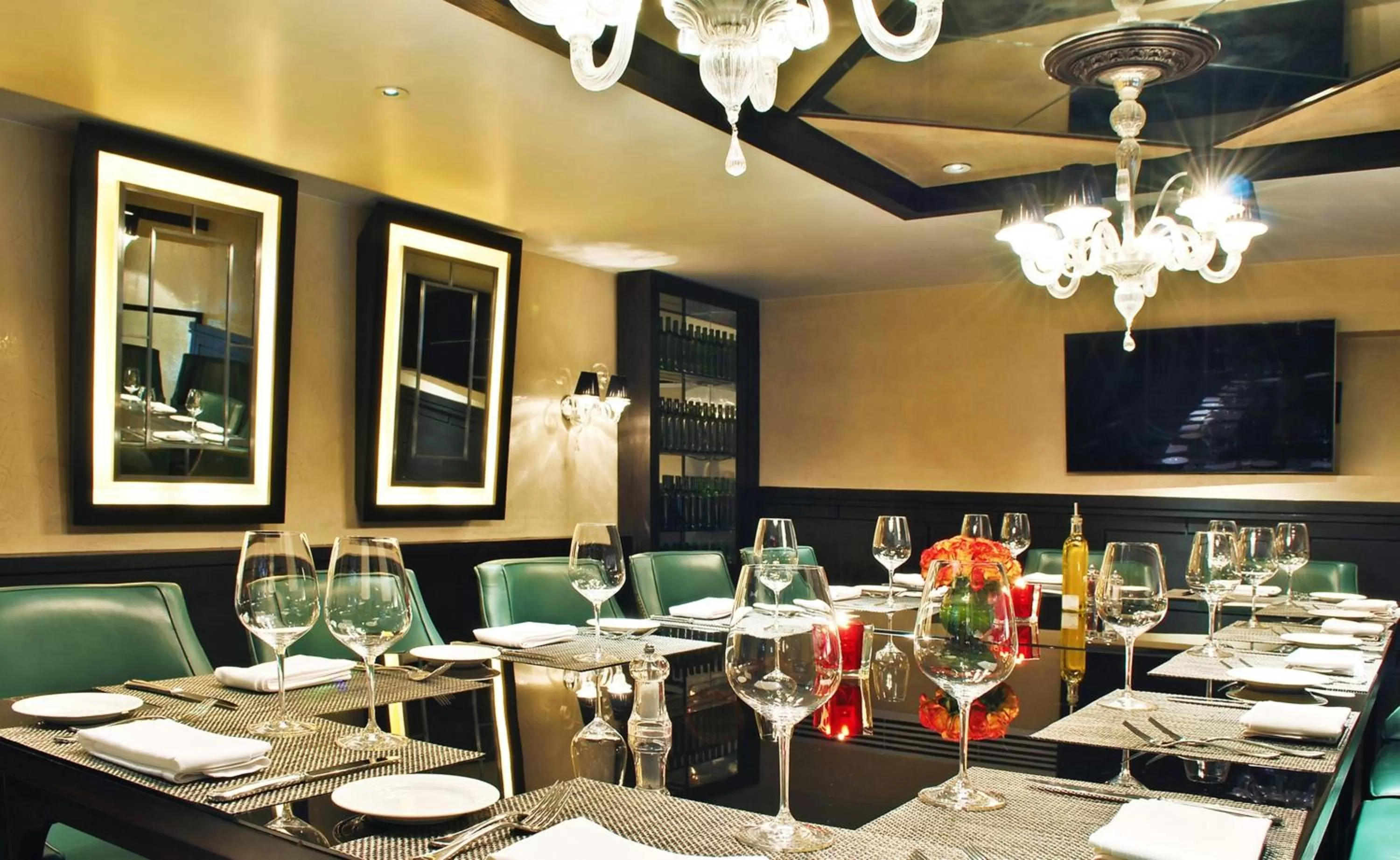 Restaurant/places to eat in JW Marriott Hotel Mexico City Santa Fe