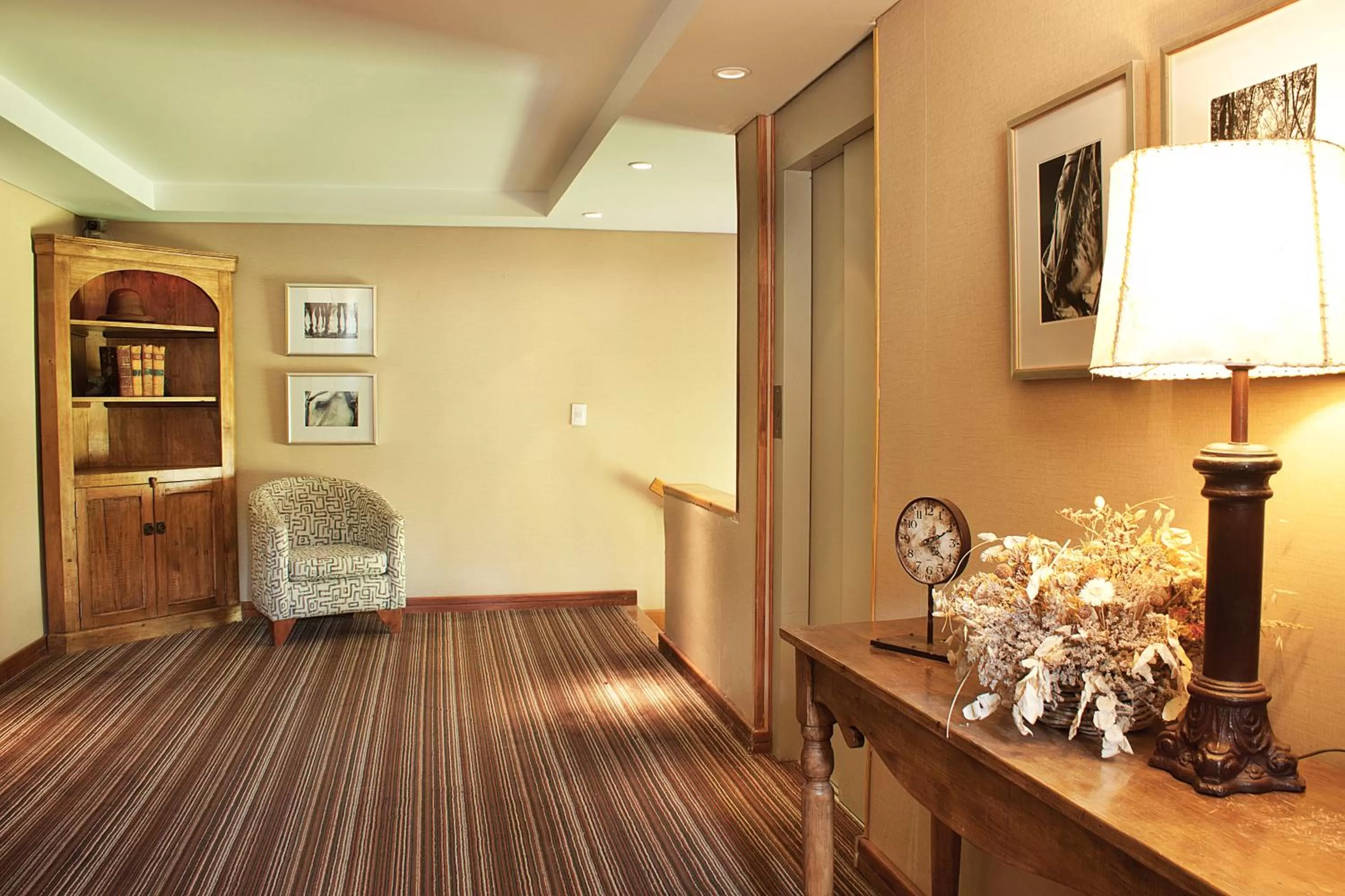 Area and facilities in Mirador del Lago Hotel