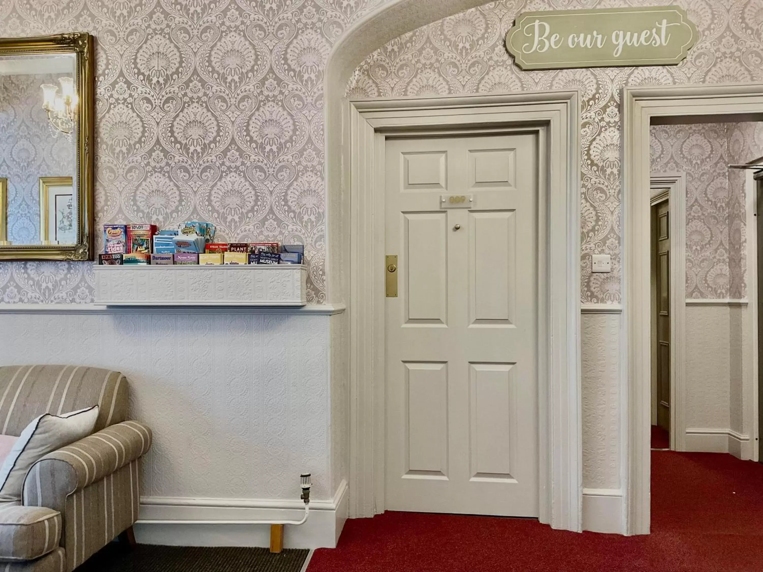 Lobby or reception in Ashton Court Hotel