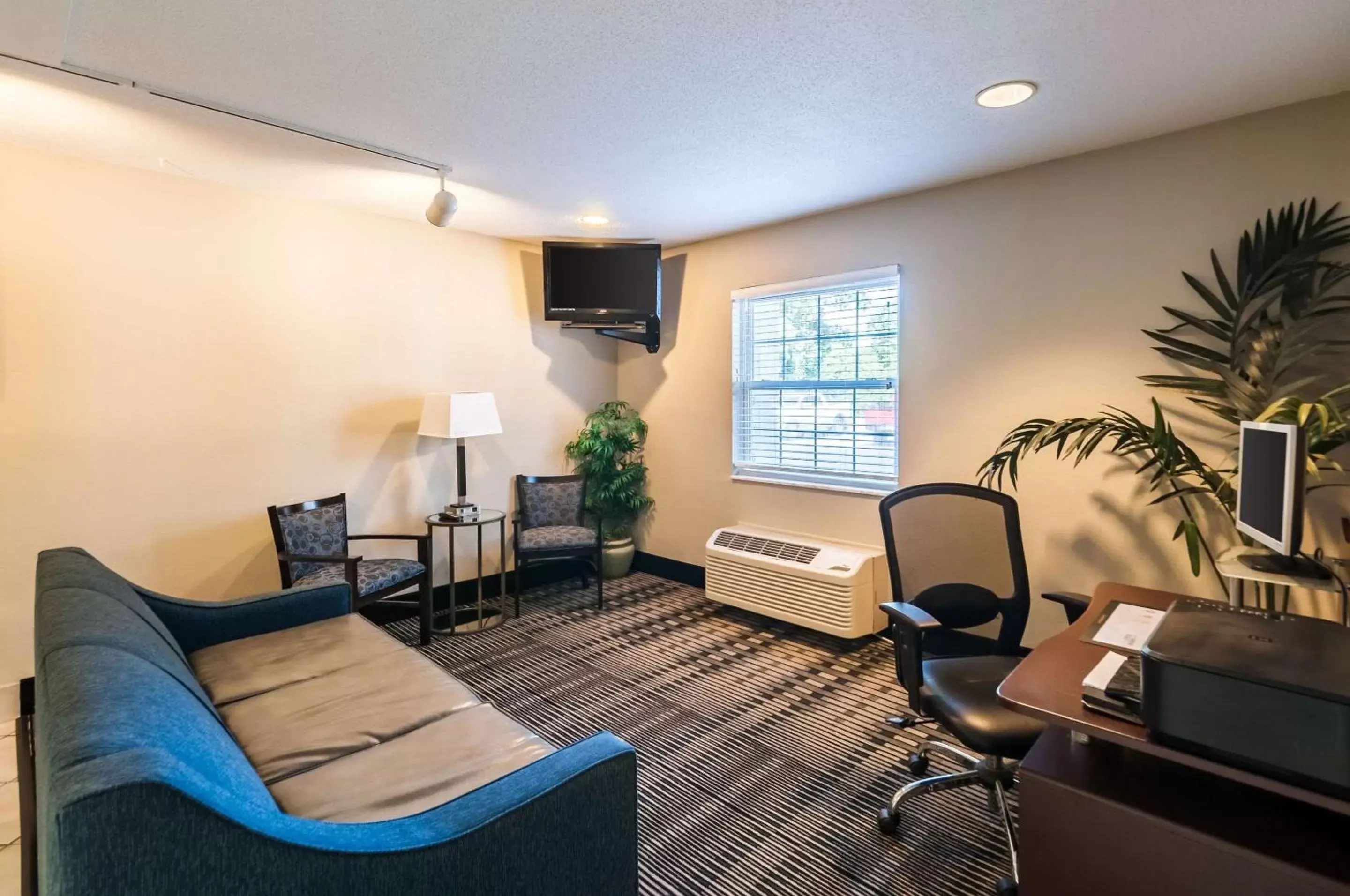 Lobby or reception in Quality Inn Solomons - Beacon Marina Lobby or reception in Quality Inn Solomons - Beacon Marina