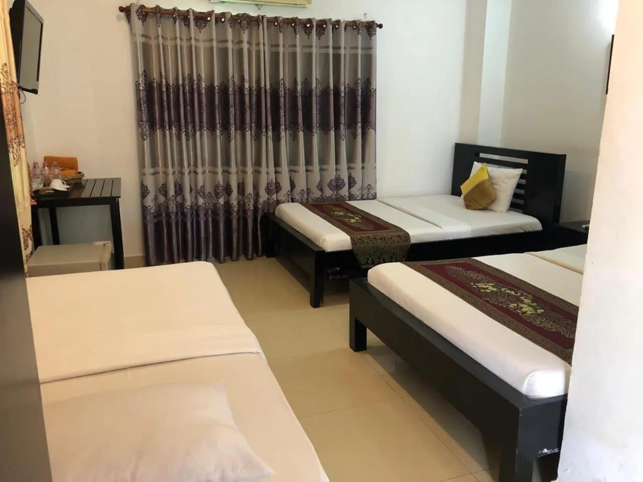 Bed in King Boutique Hotel