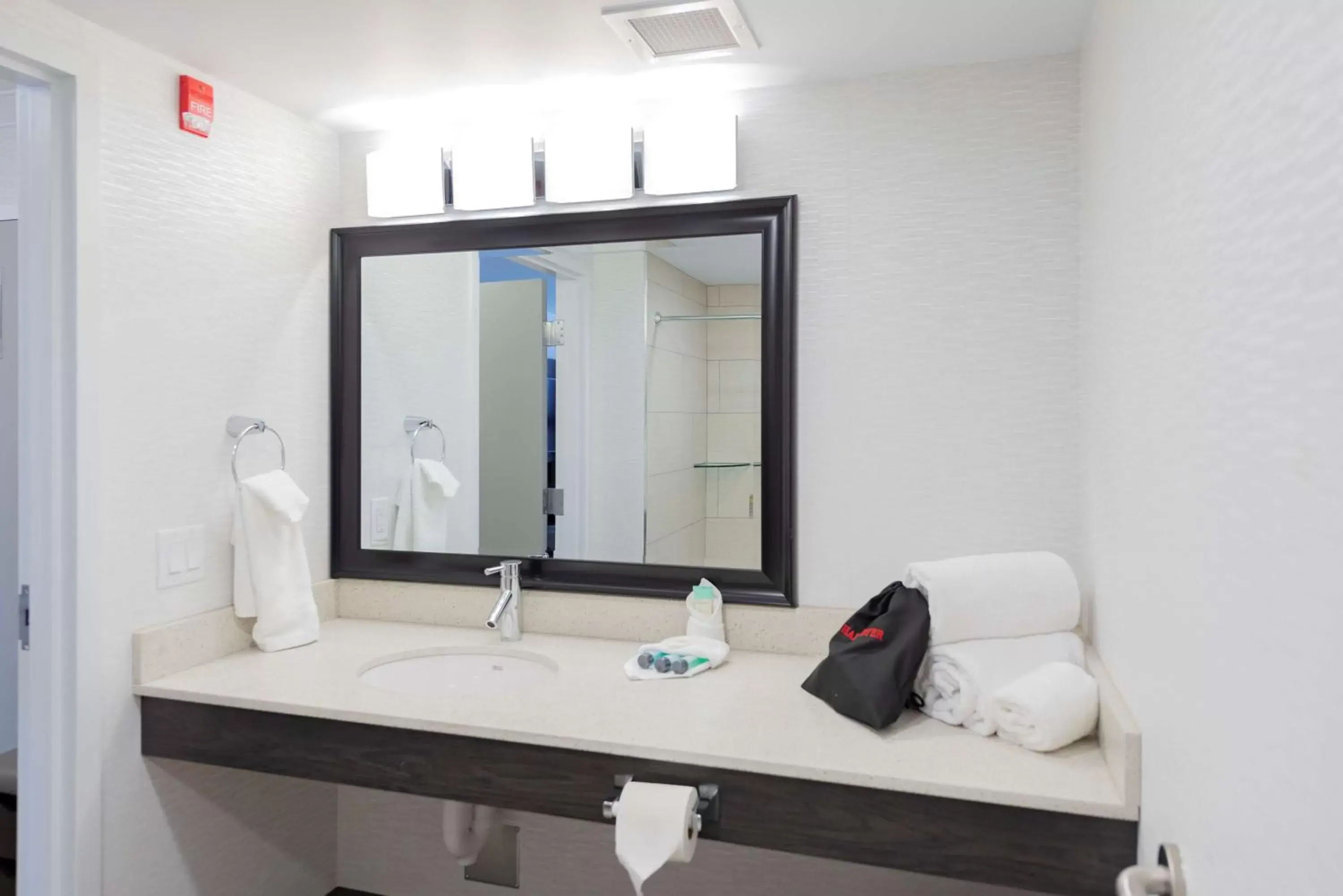 Bathroom in Prestige Treasure Cove Resort, WorldHotels Elite