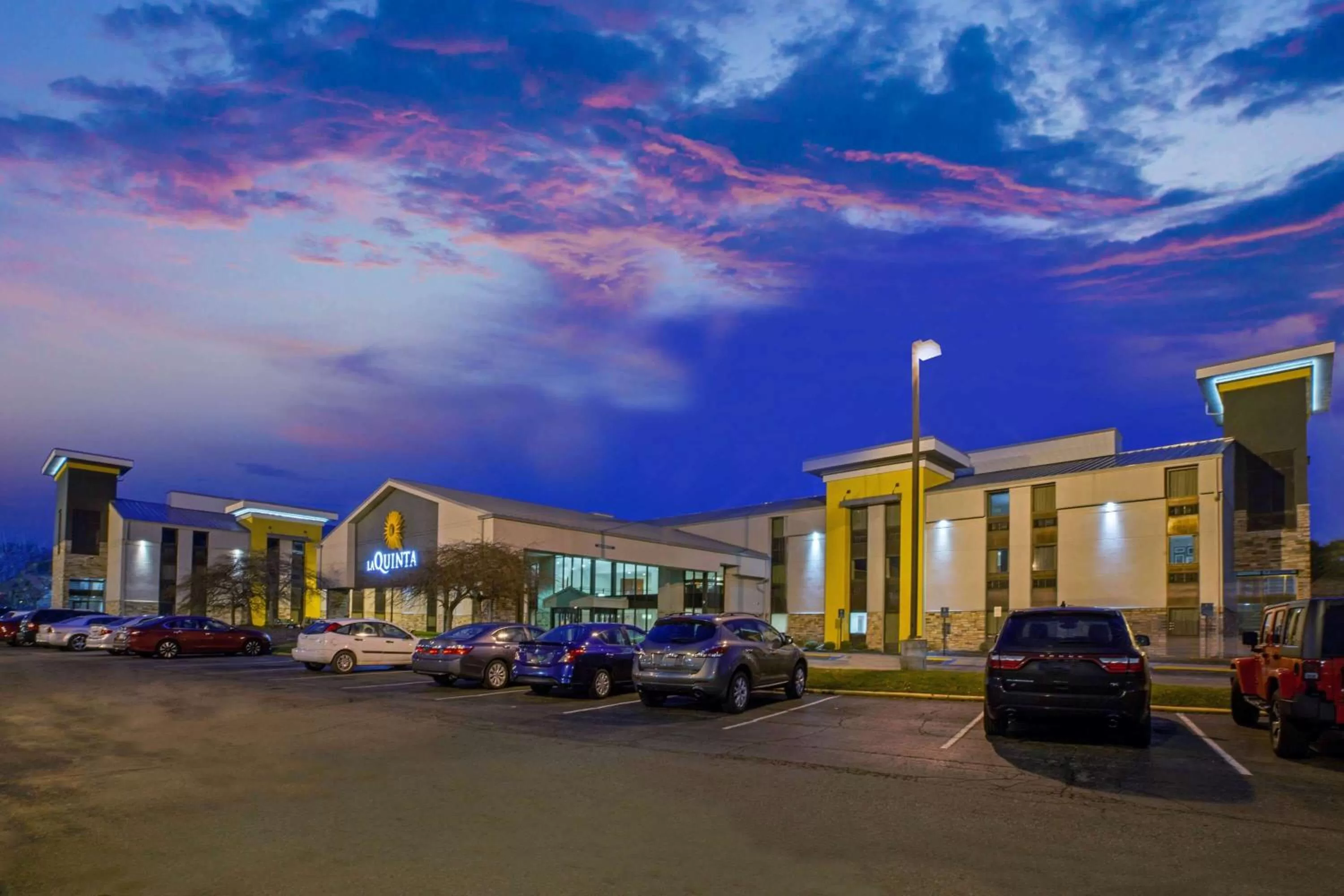 Property building in La Quinta Inn & Suites by Wyndham Detroit Metro Airport