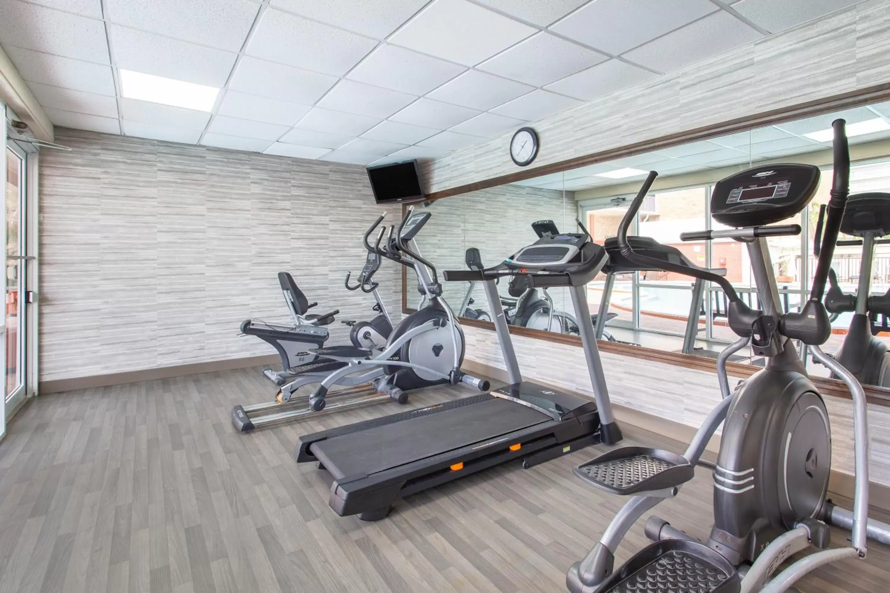 Fitness centre/facilities, Fitness Center/Facilities in Ramada by Wyndham Tampa Westshore