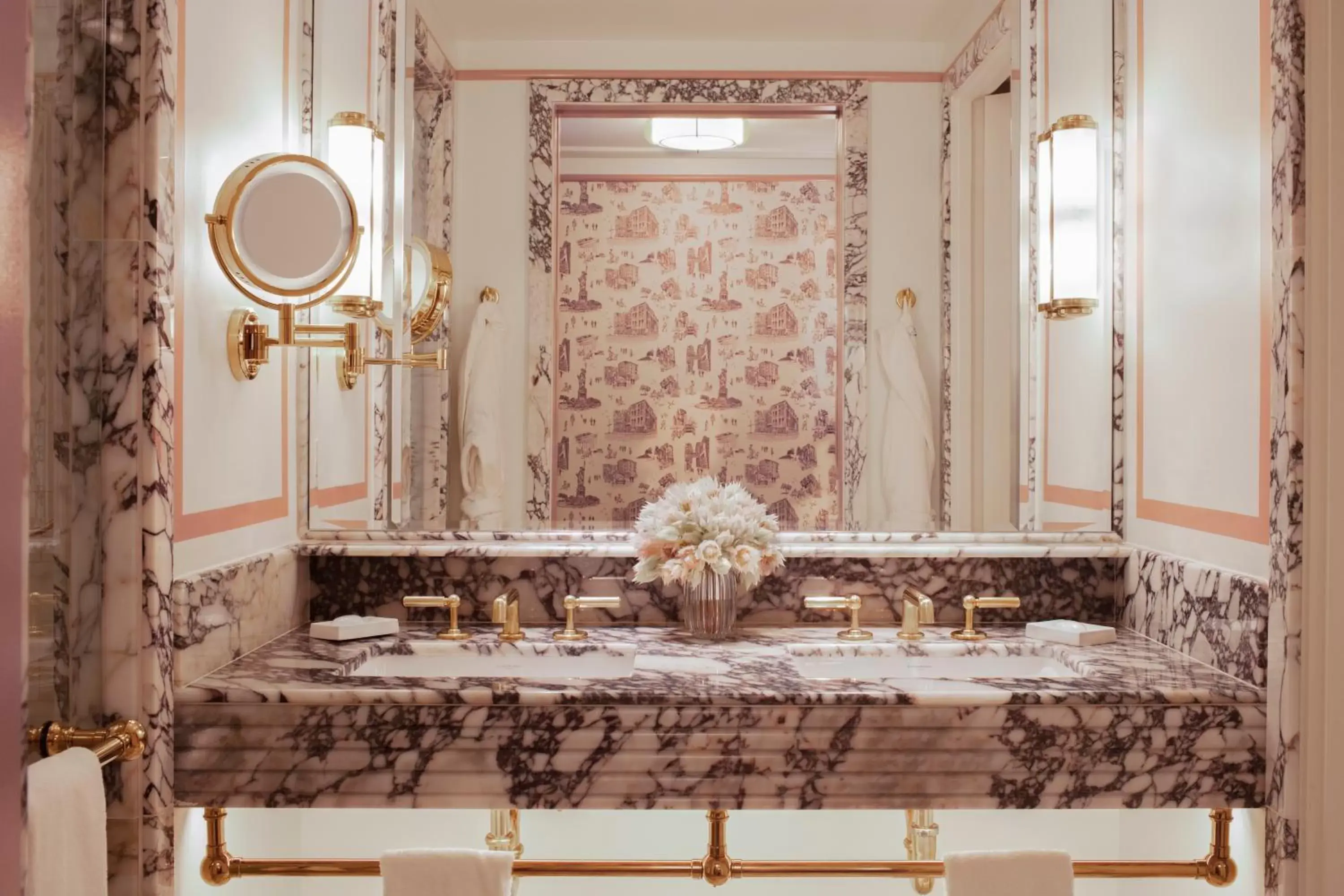 Bathroom, Banquet Facilities in Hotel Barrière Fouquet's New York
