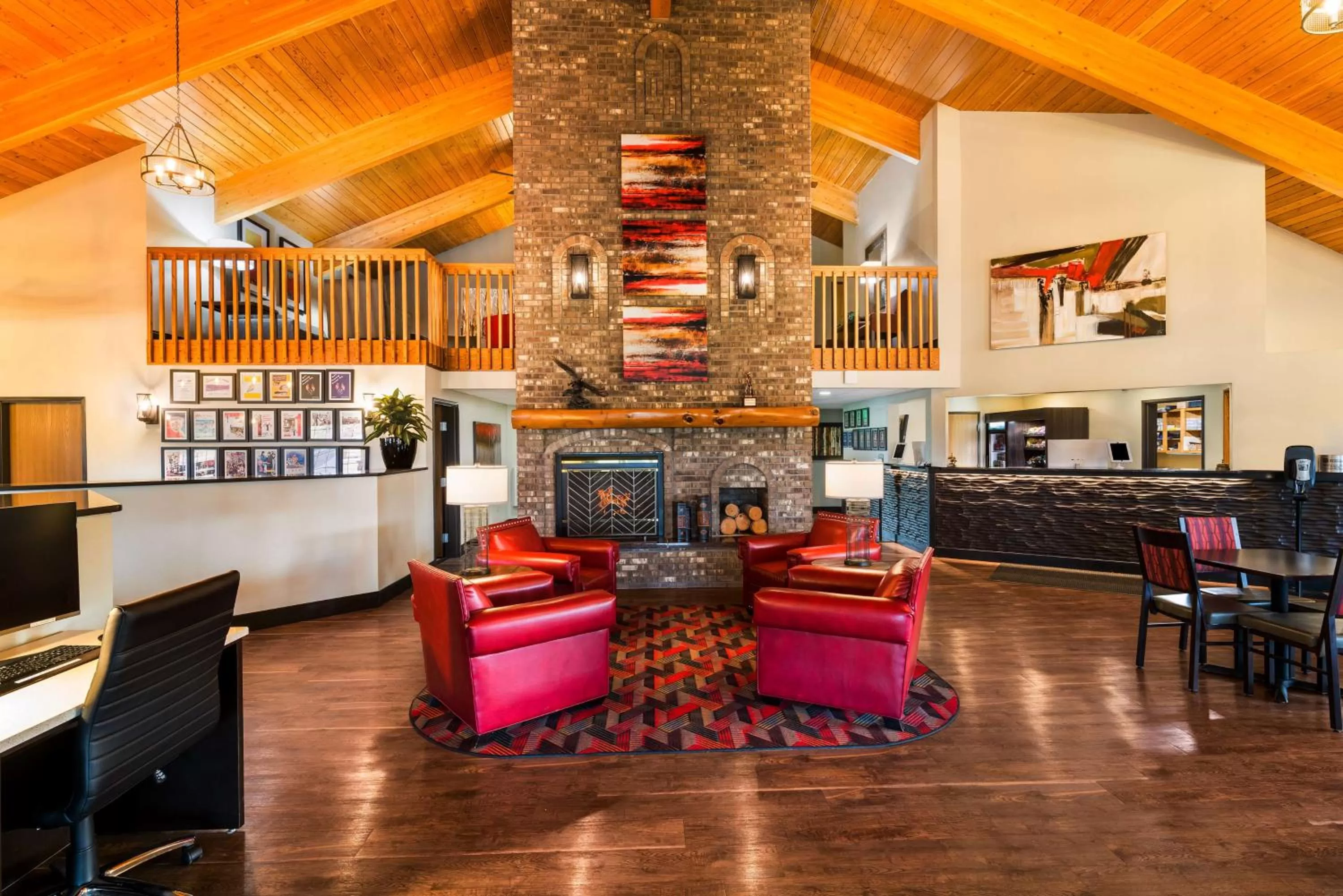 Lobby or reception in Best Western Derby Inn