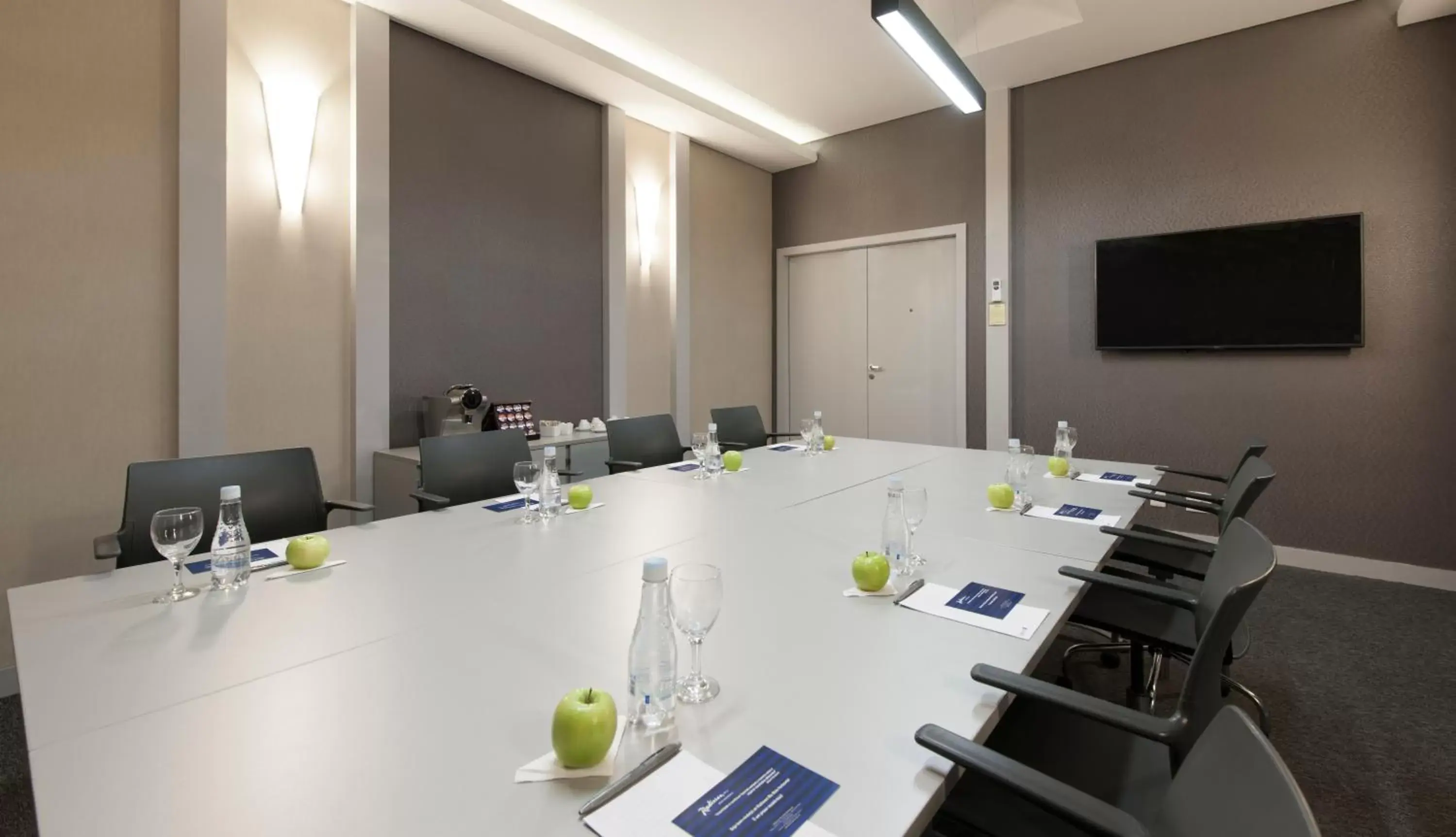 Meeting/conference room, Business Area/Conference Room in Radisson Blu Belo Horizonte Savassi