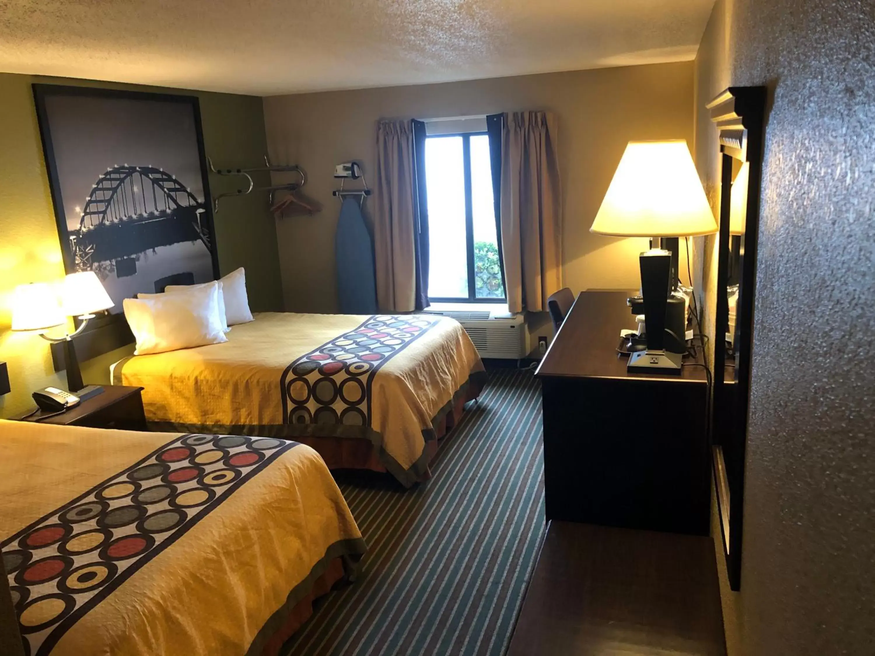 Bed in Super 8 by Wyndham Harrison AR