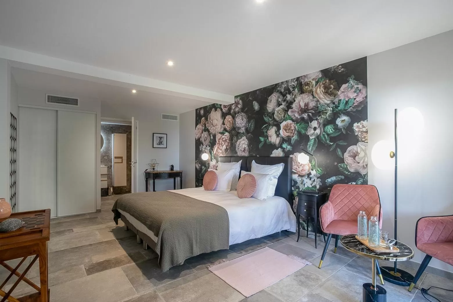 Deluxe Double Room with Shower in Les Hauts du Peireguier