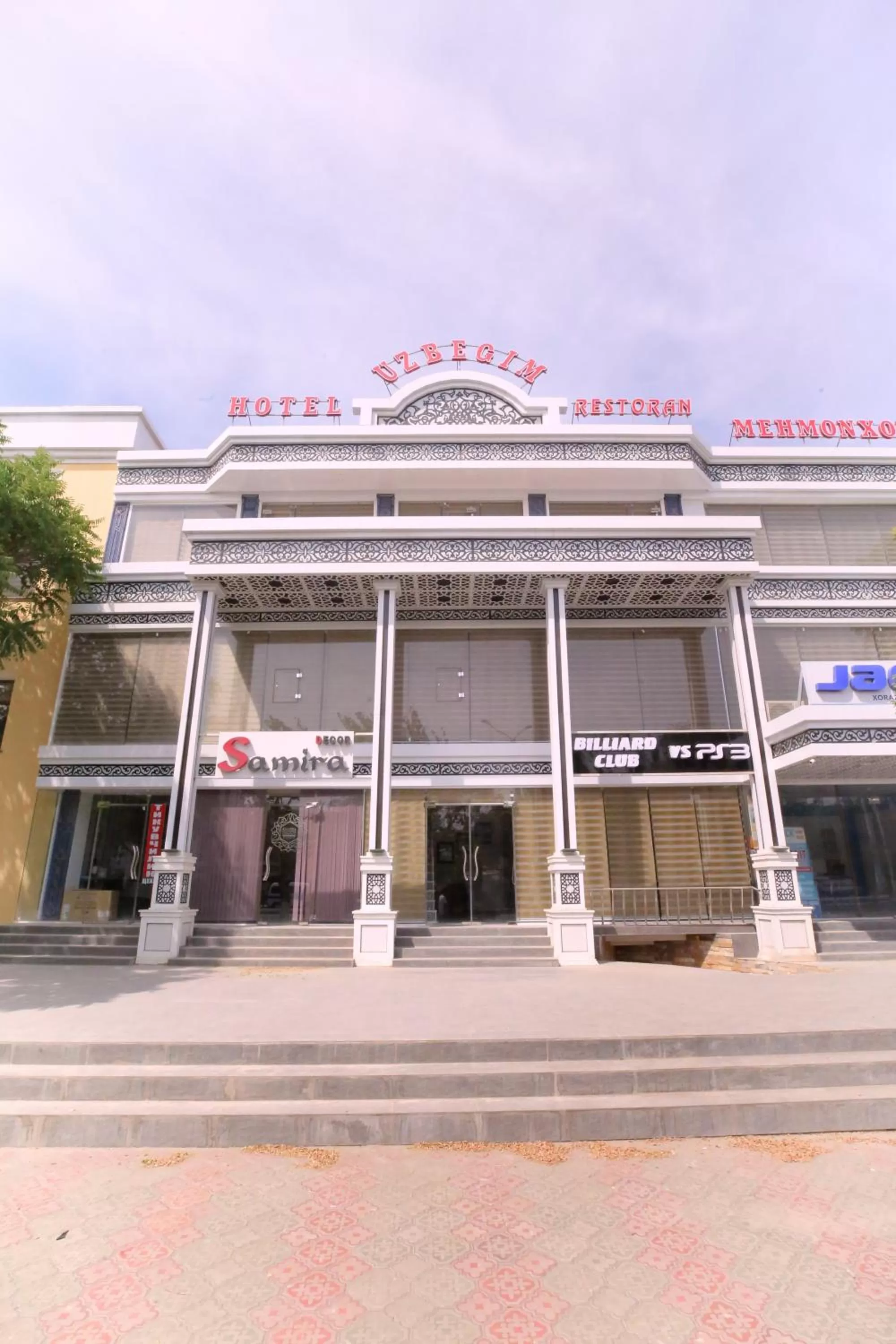 Property building in HOTEL UZBEGIM