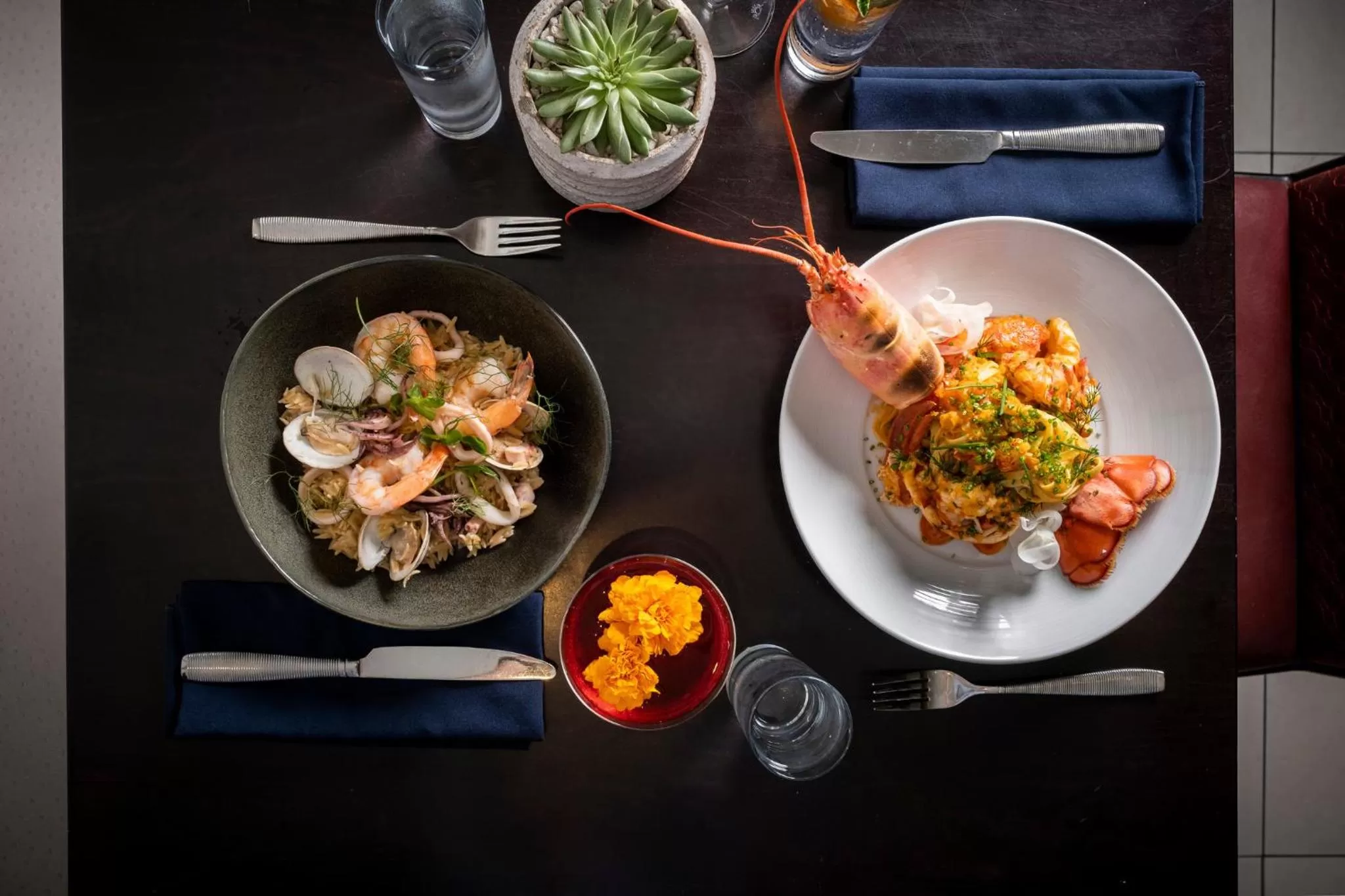 Restaurant/places to eat in Kimpton EPIC Hotel by IHG