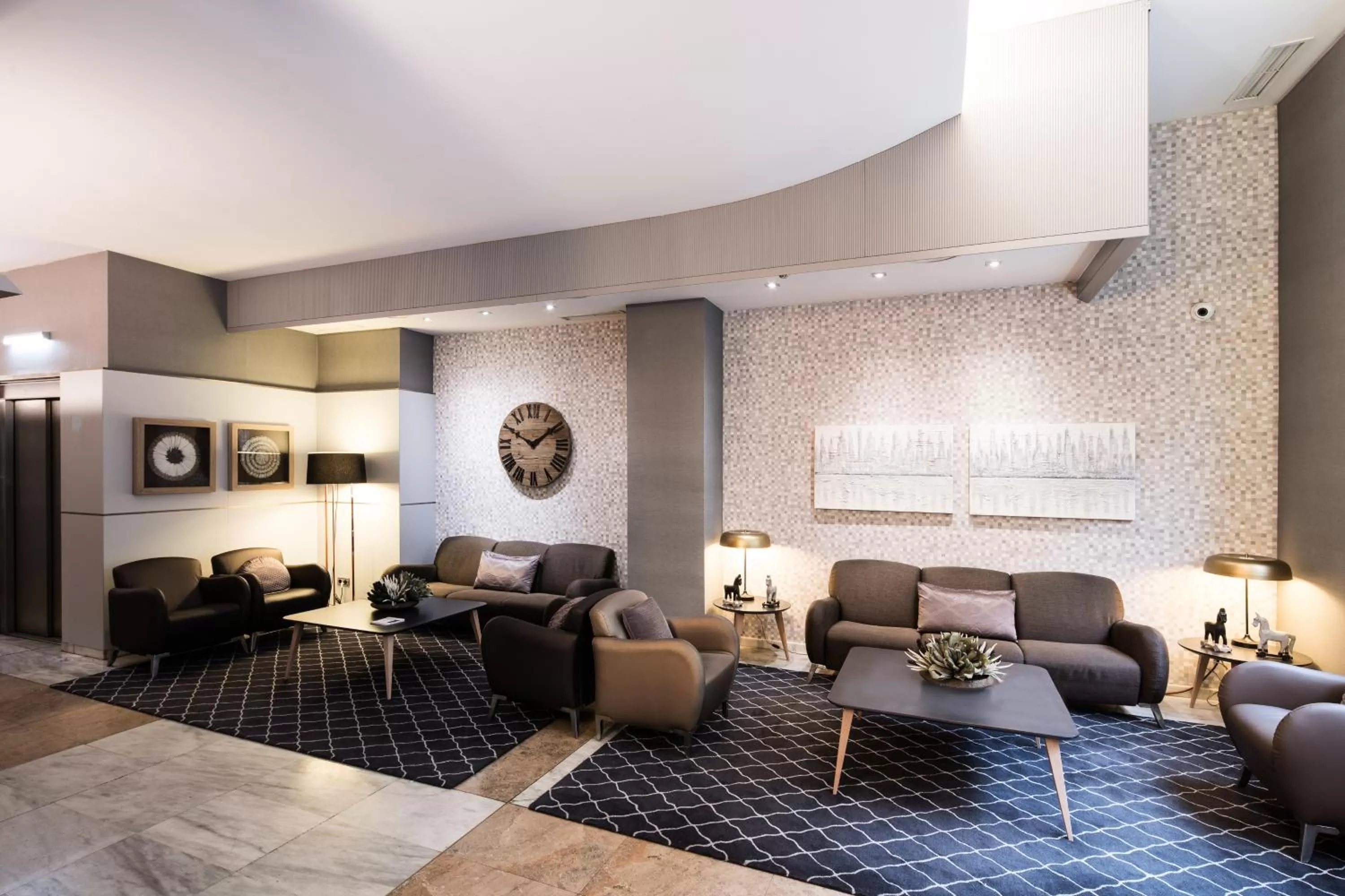 Lobby or reception in Catalonia Gracia