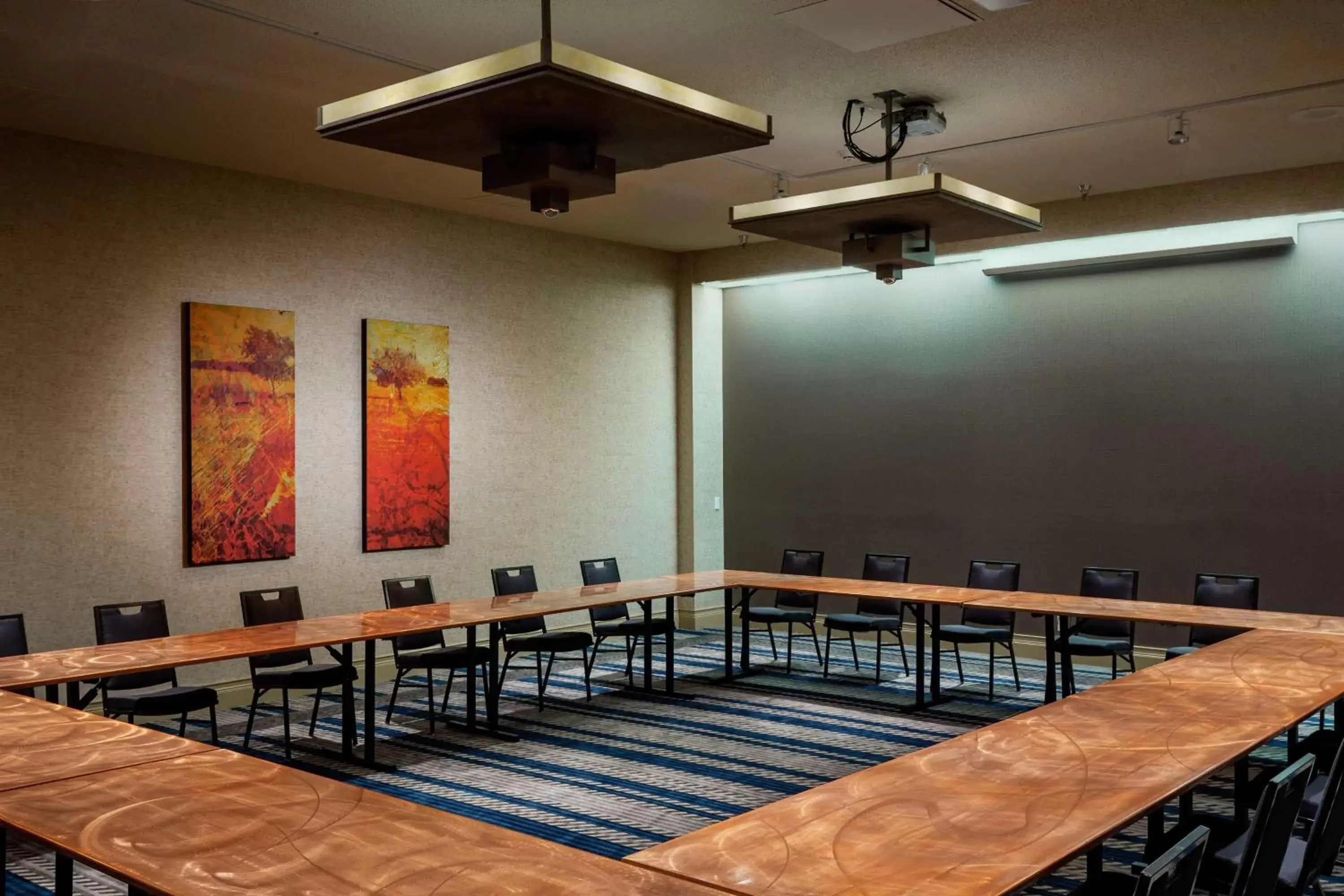 Meeting/conference room in Doubletree By Hilton Billings