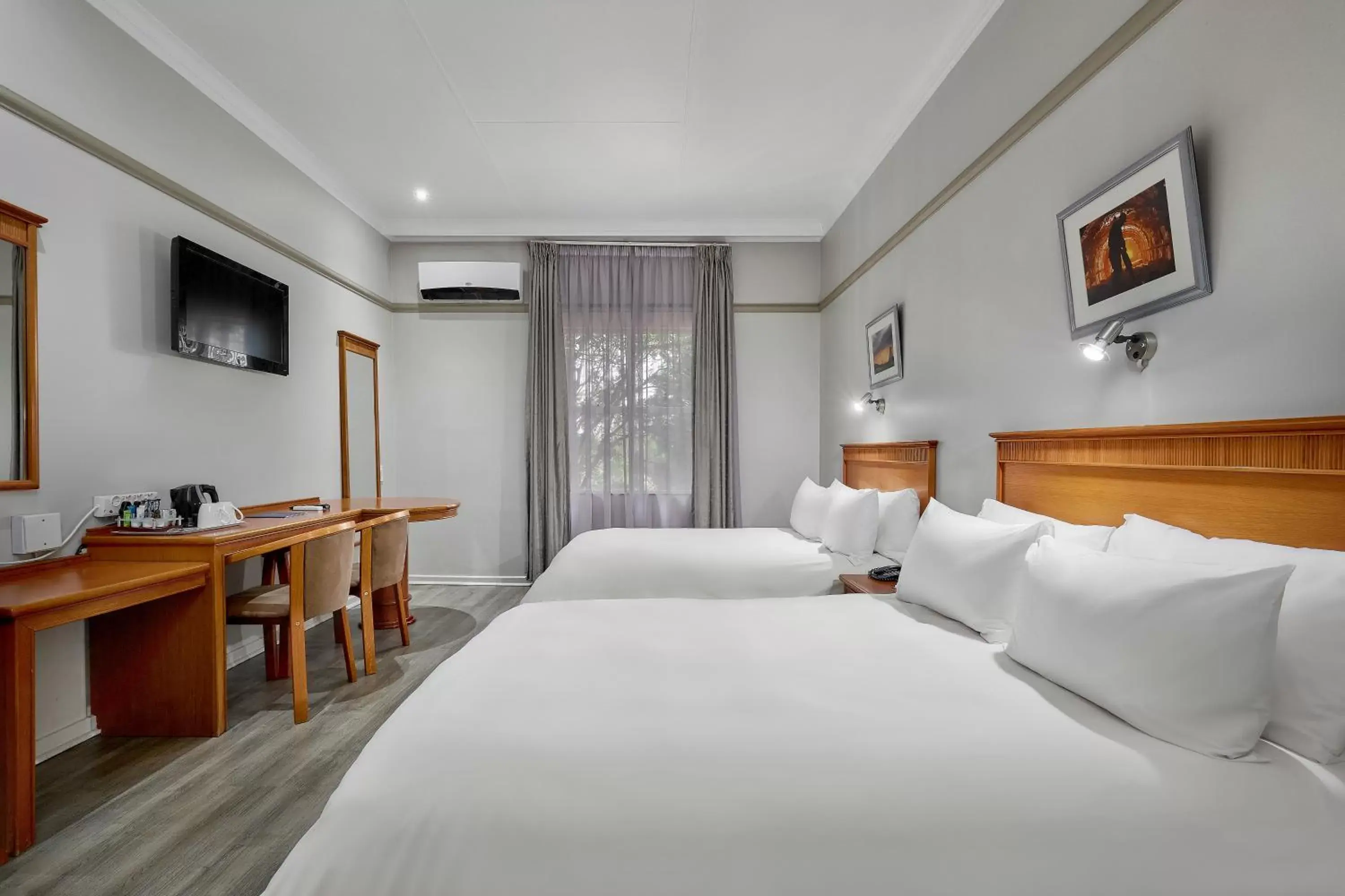 Bedroom, Bed in Protea Hotel by Marriott Klerksdorp